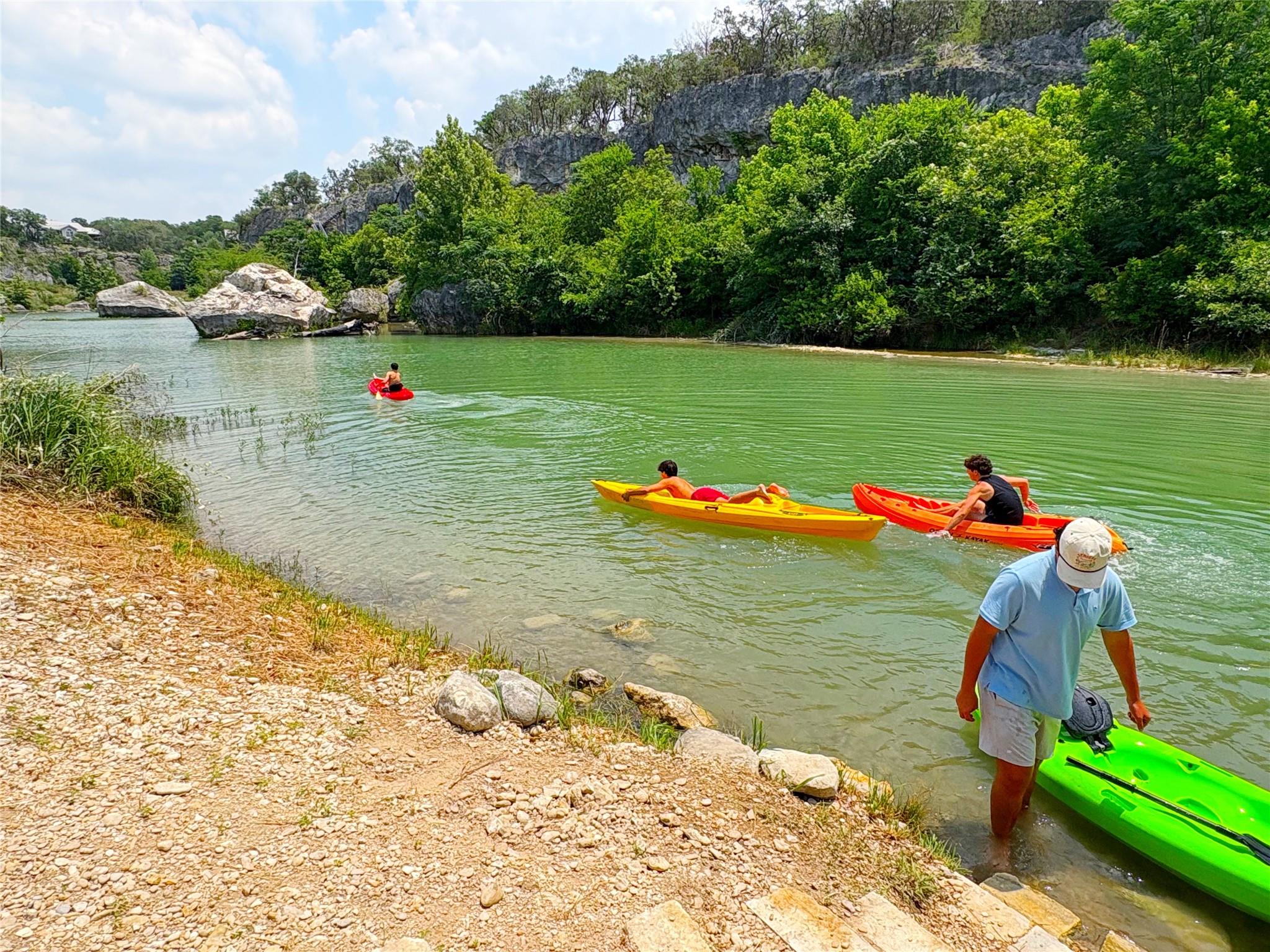 110 Windy Ridge Ln, Wimberley, TX 78676