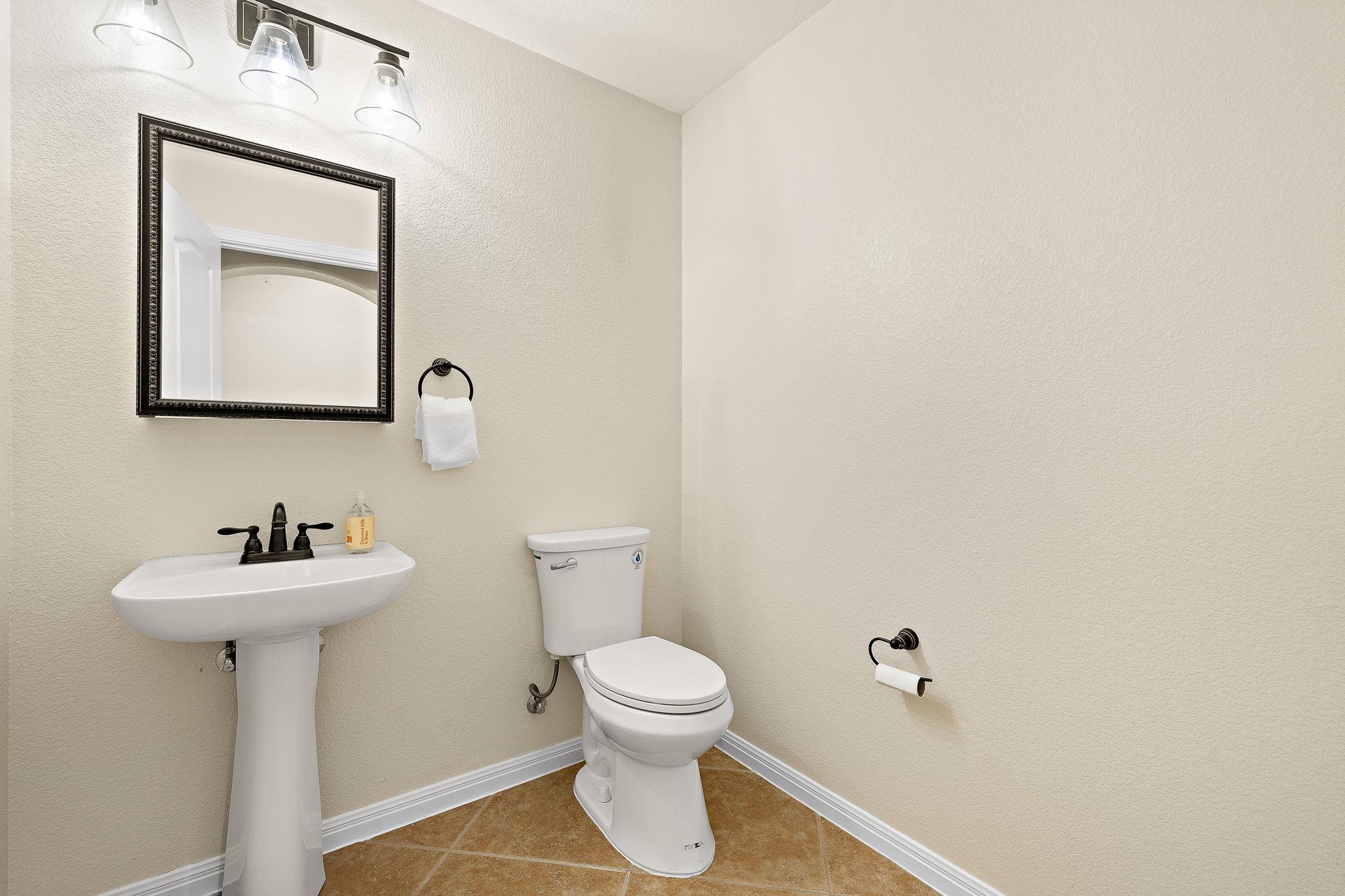 3608 Rockefeller Cv, Lago Vista, TX 78645