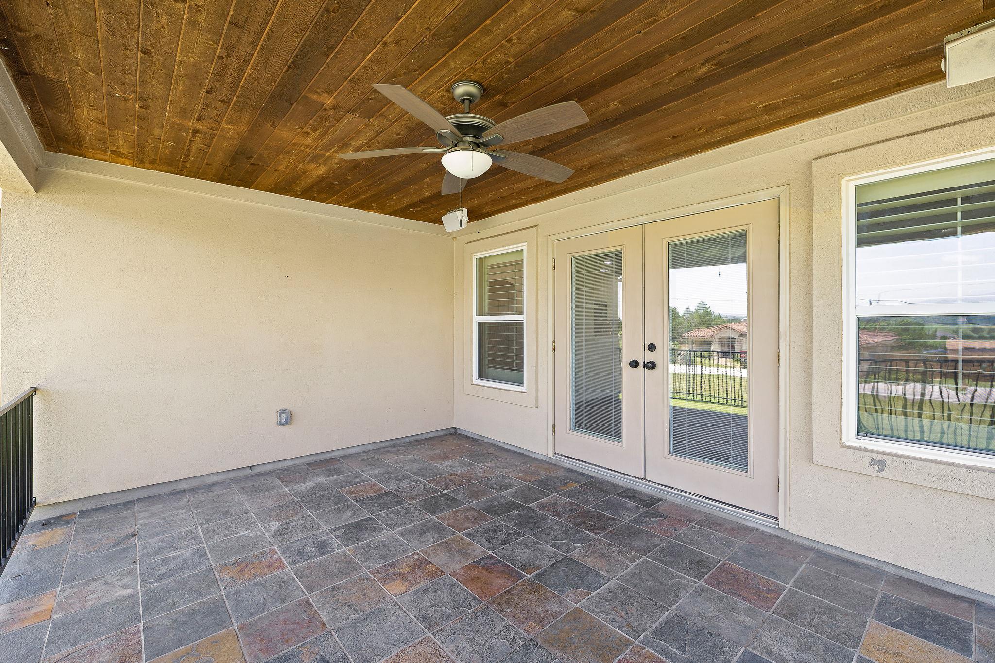 3608 Rockefeller Cv, Lago Vista, TX 78645