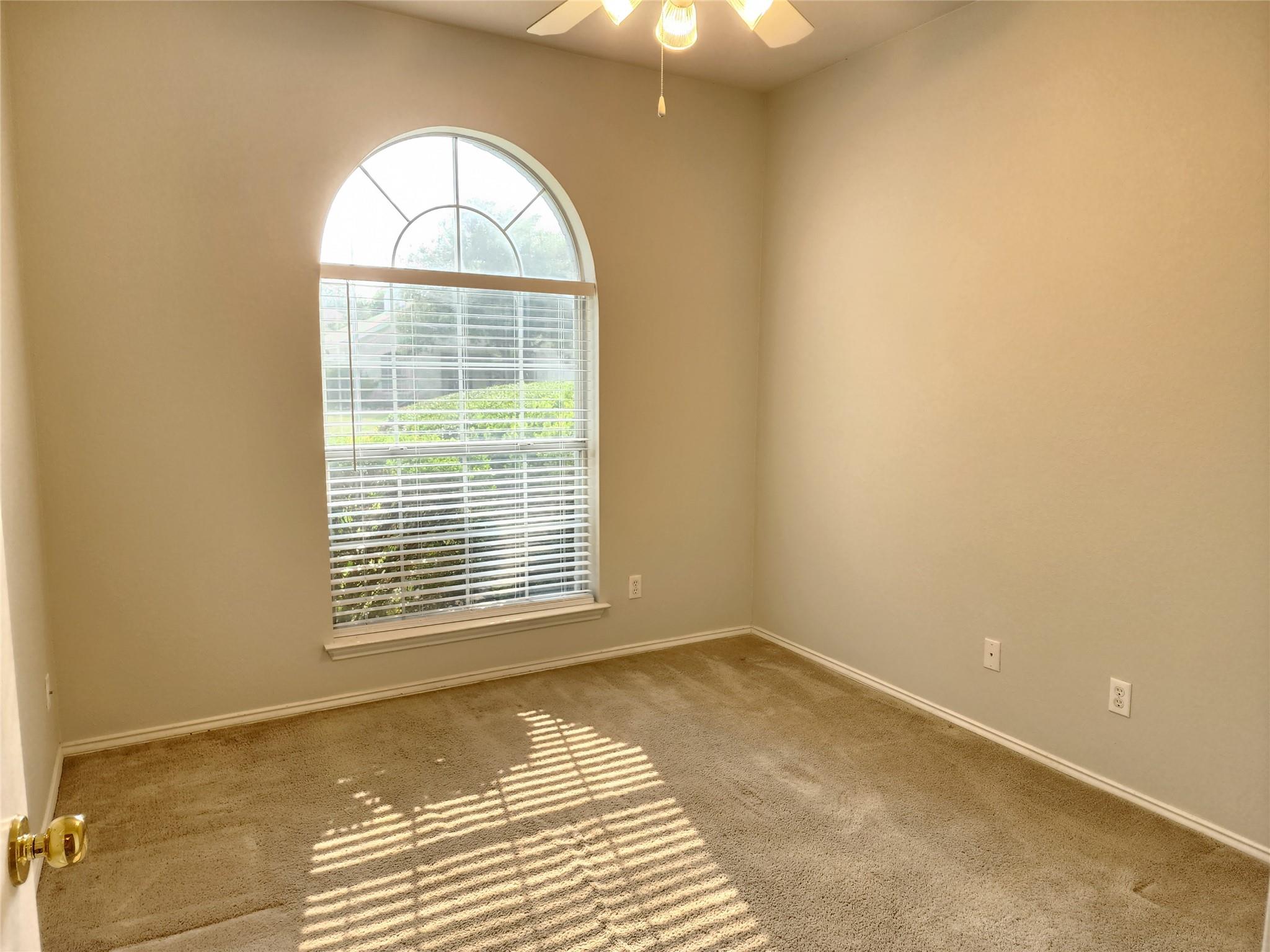2600 Willow Way, Round Rock, TX 78664