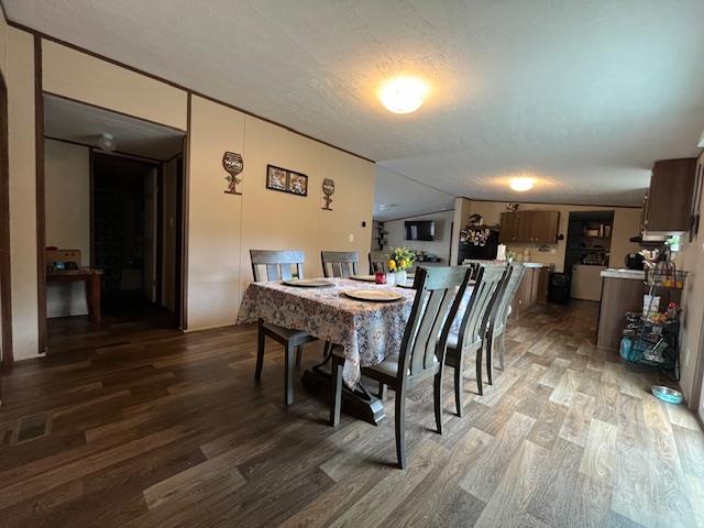 143 La Fortuna Dr, Del Valle, TX 78617