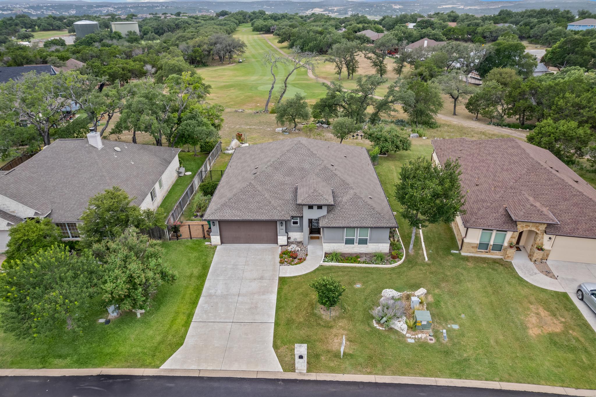 206 N Augusta Dr, Point Venture, TX 78645