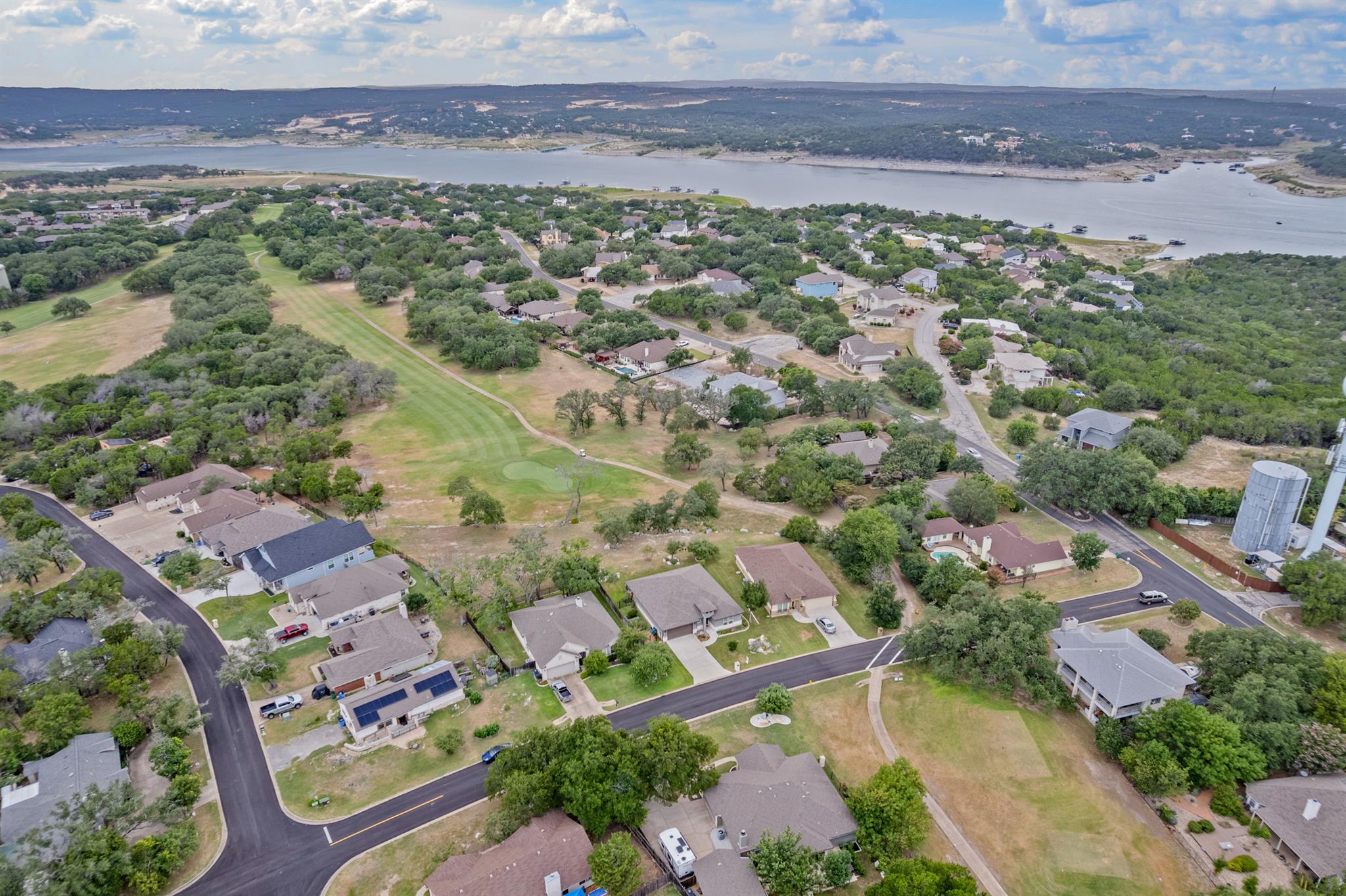 206 N Augusta Dr, Point Venture, TX 78645