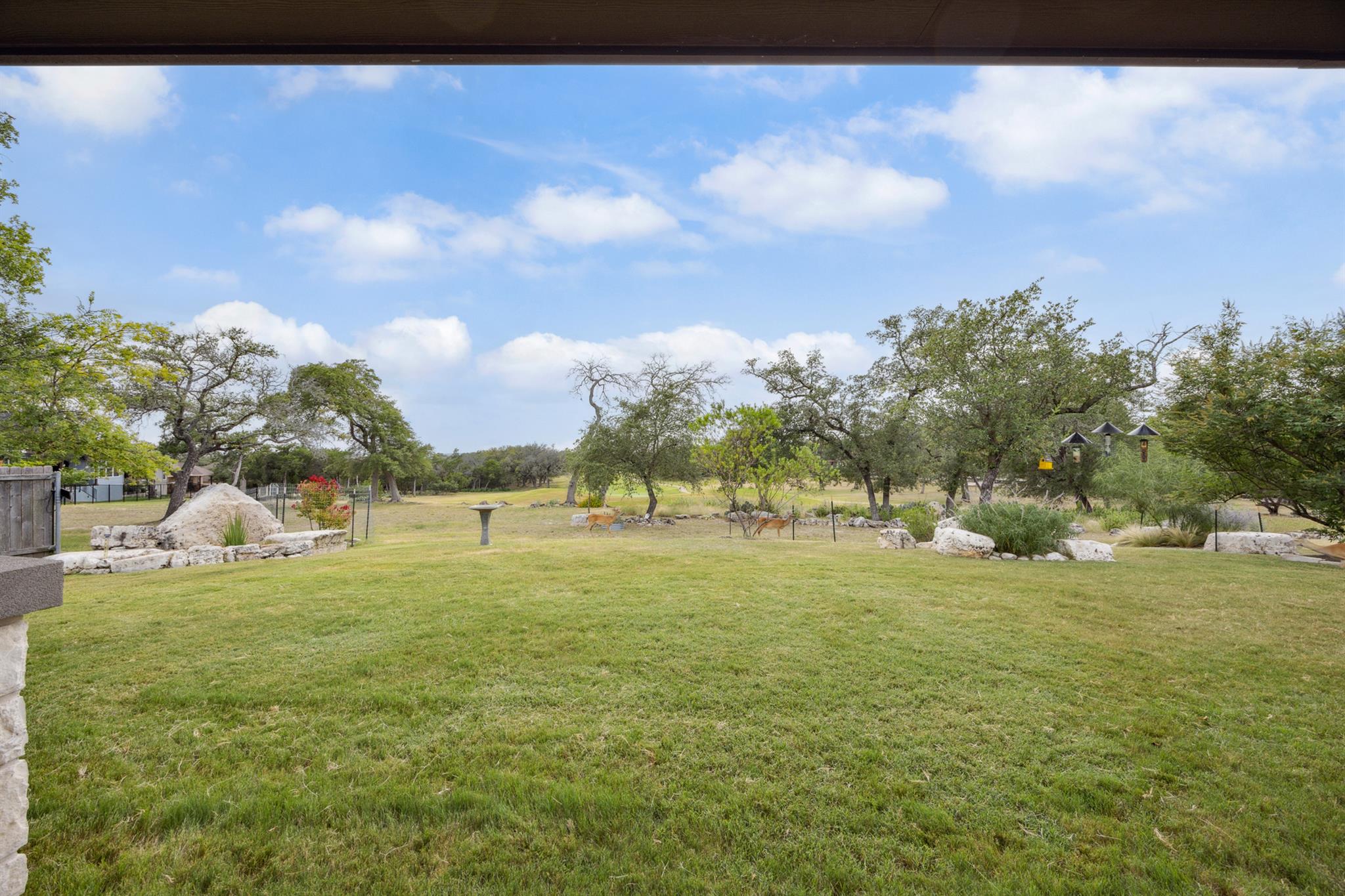206 N Augusta Dr, Point Venture, TX 78645