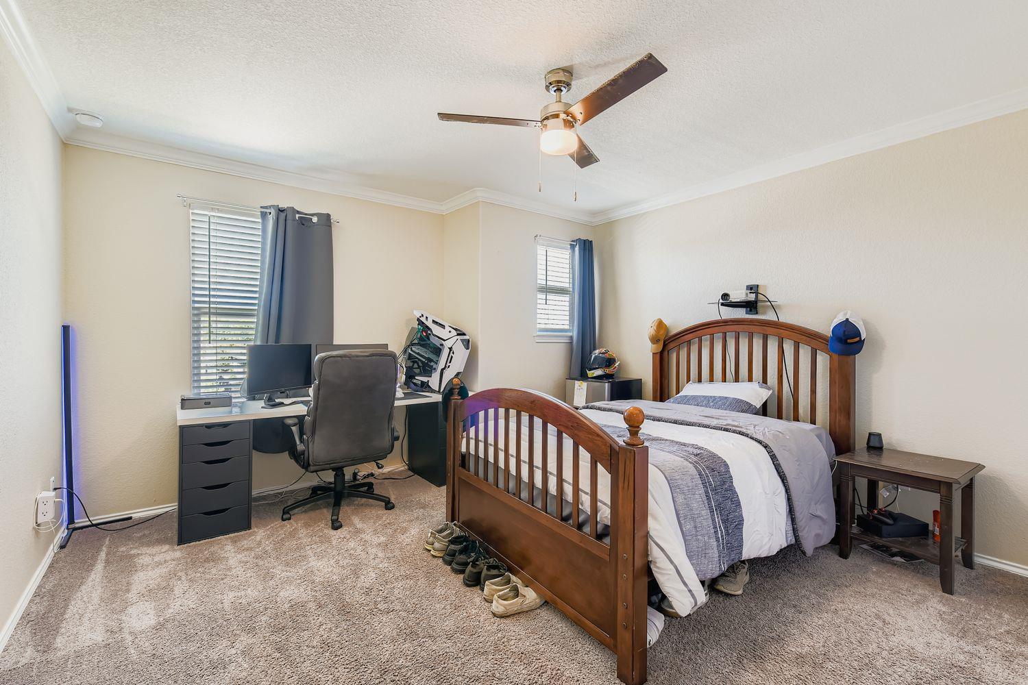 265 Kat Garnet Dr, Kyle, TX 78640