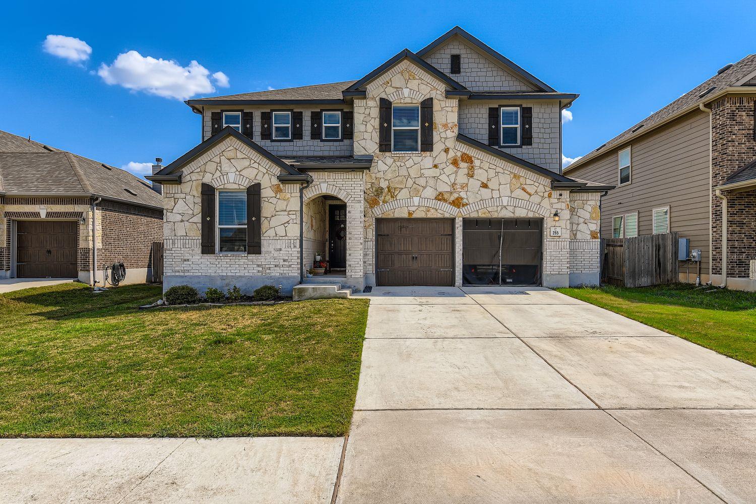 265 Kat Garnet Dr, Kyle, TX 78640