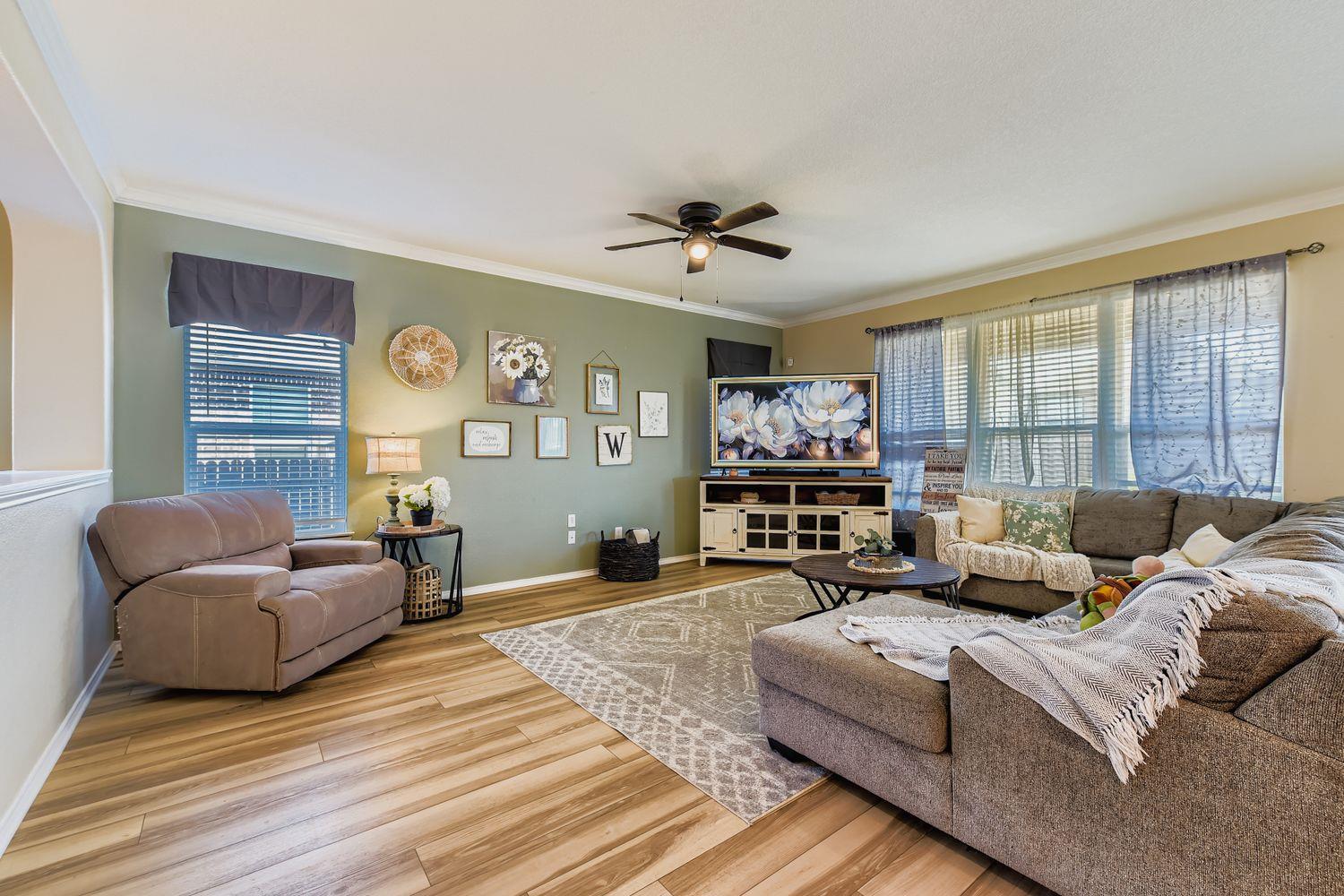 265 Kat Garnet Dr, Kyle, TX 78640