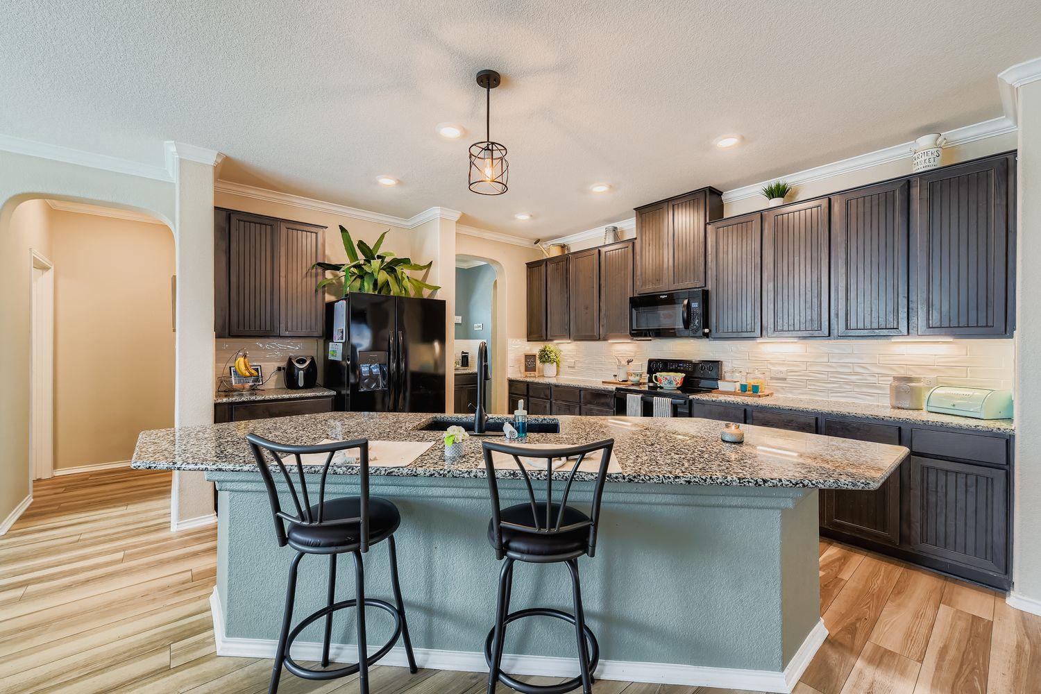 265 Kat Garnet Dr, Kyle, TX 78640