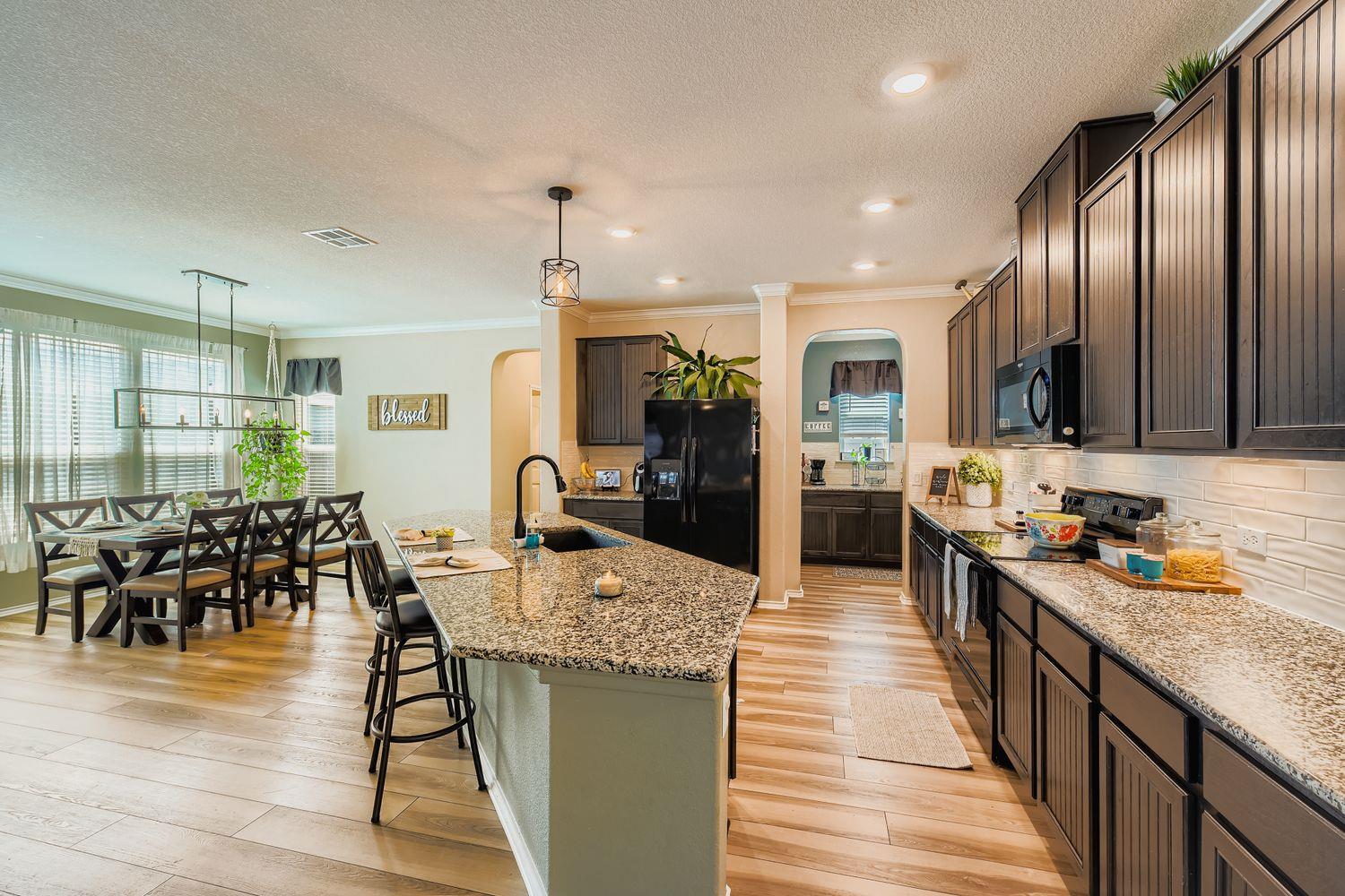 265 Kat Garnet Dr, Kyle, TX 78640