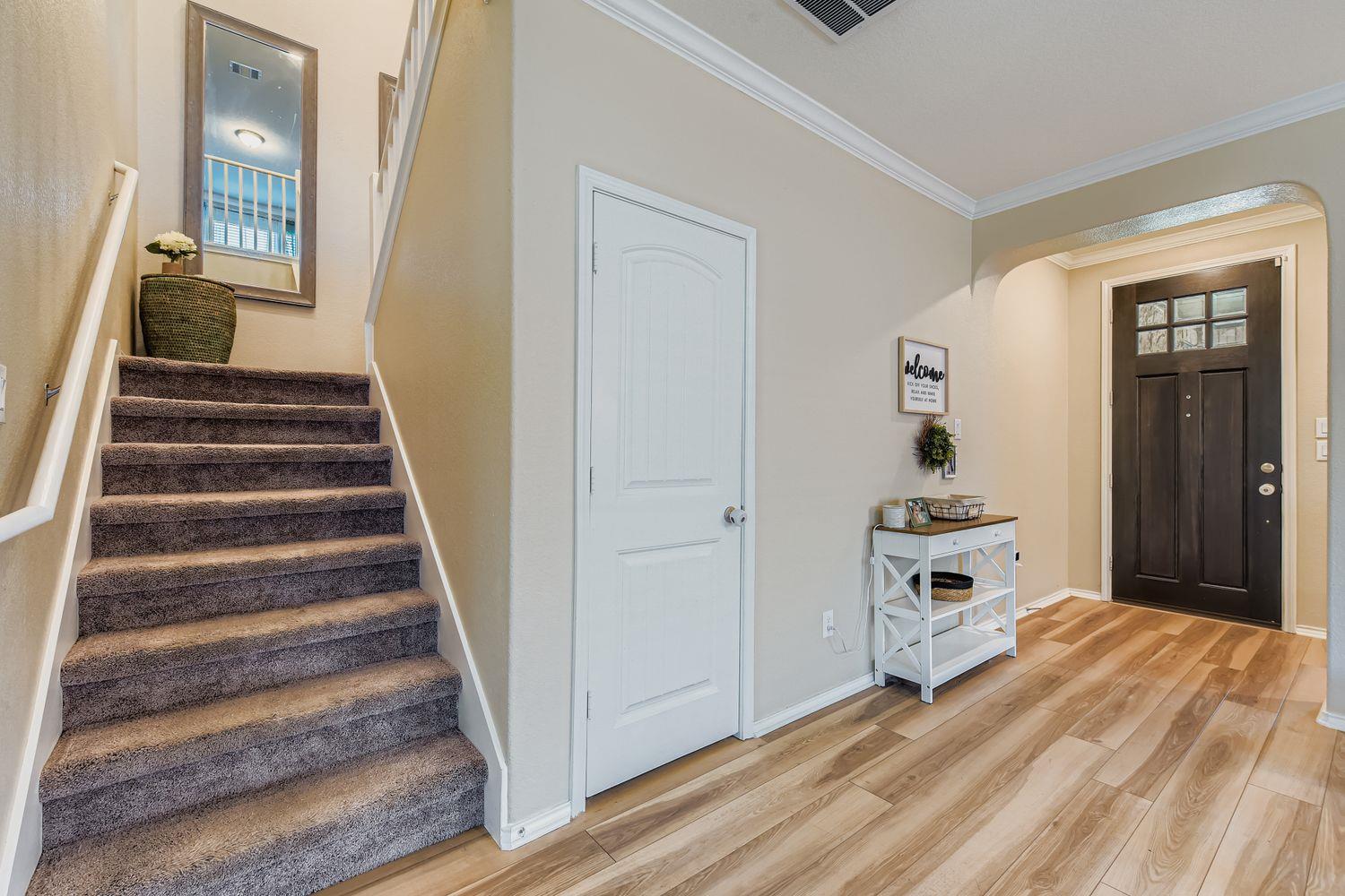 265 Kat Garnet Dr, Kyle, TX 78640