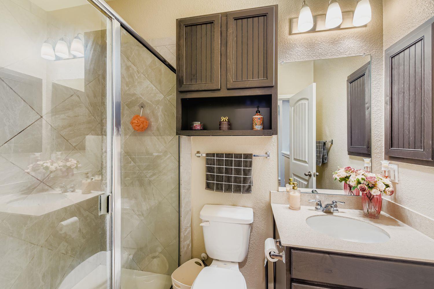 265 Kat Garnet Dr, Kyle, TX 78640