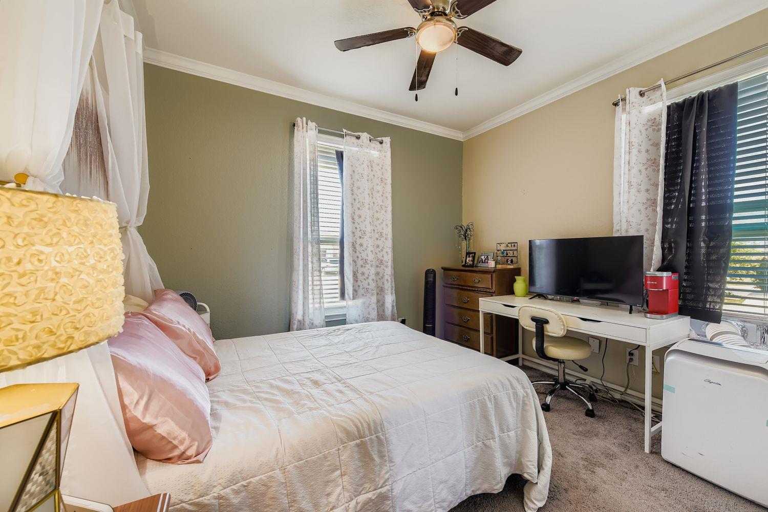 265 Kat Garnet Dr, Kyle, TX 78640