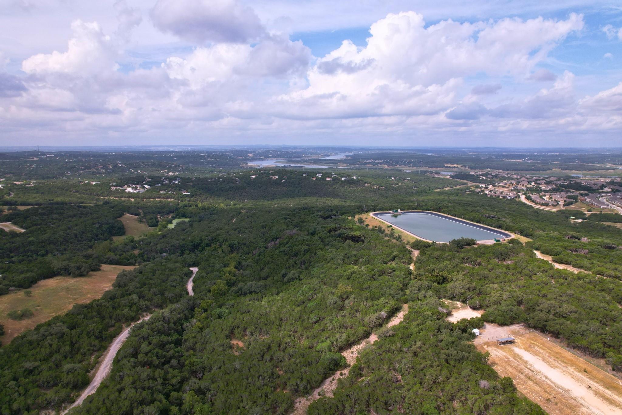 8452 Corral Ln, Lago Vista, TX 78645