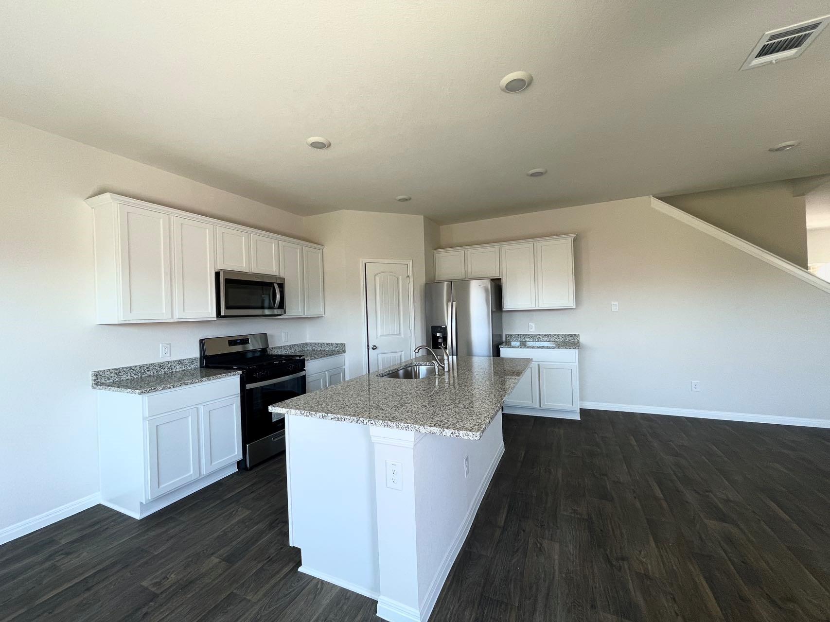 149 Alamo Vine Loop, Kyle, TX 78640