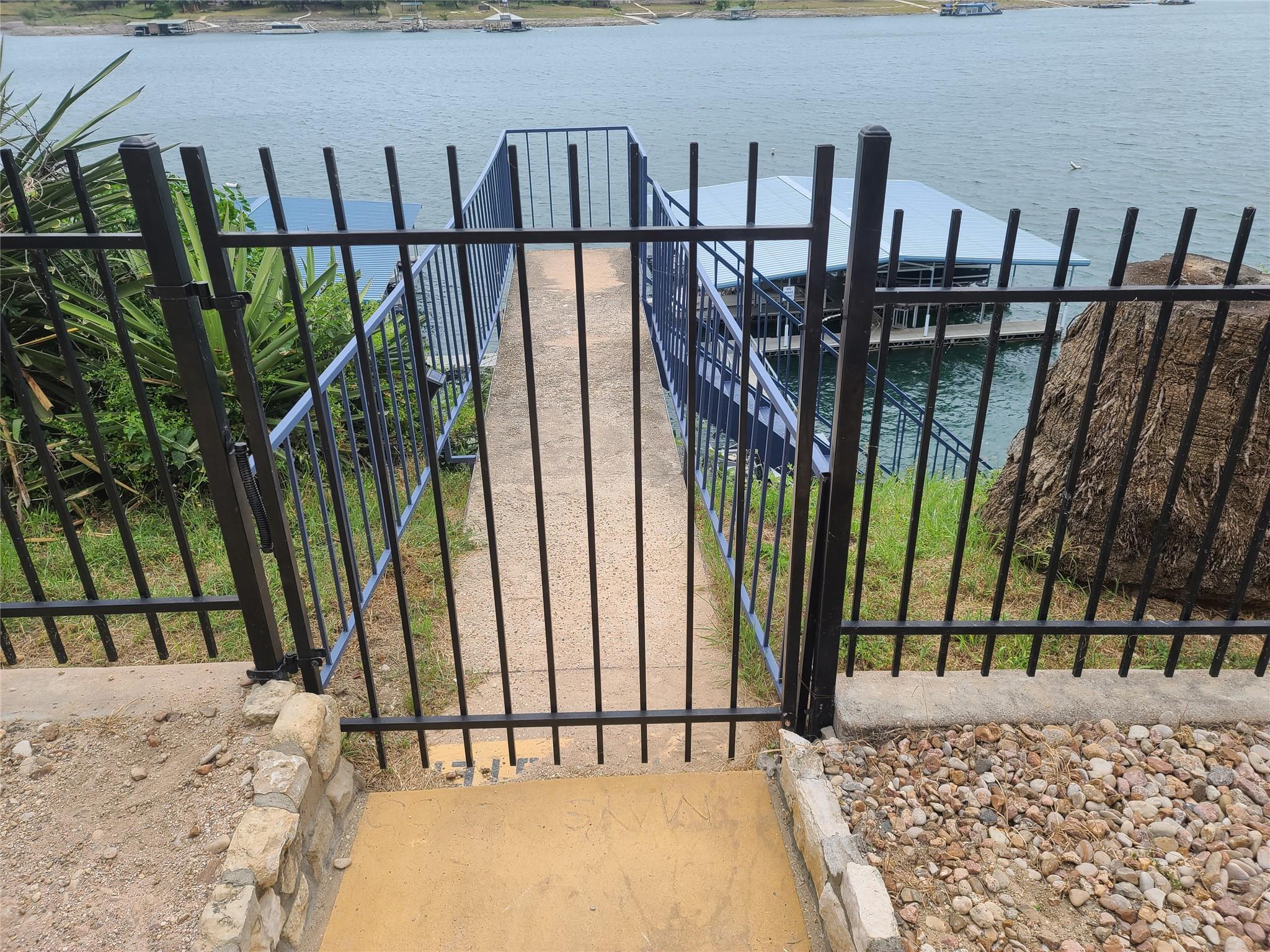 1601 Judy Lynn Dr # 111, Spicewood, TX 78669