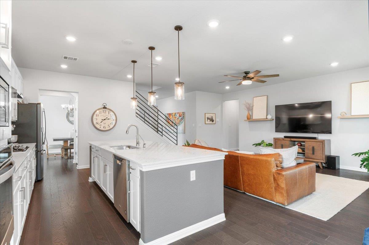 4225 Promontory Point Trl, Georgetown, TX 78626
