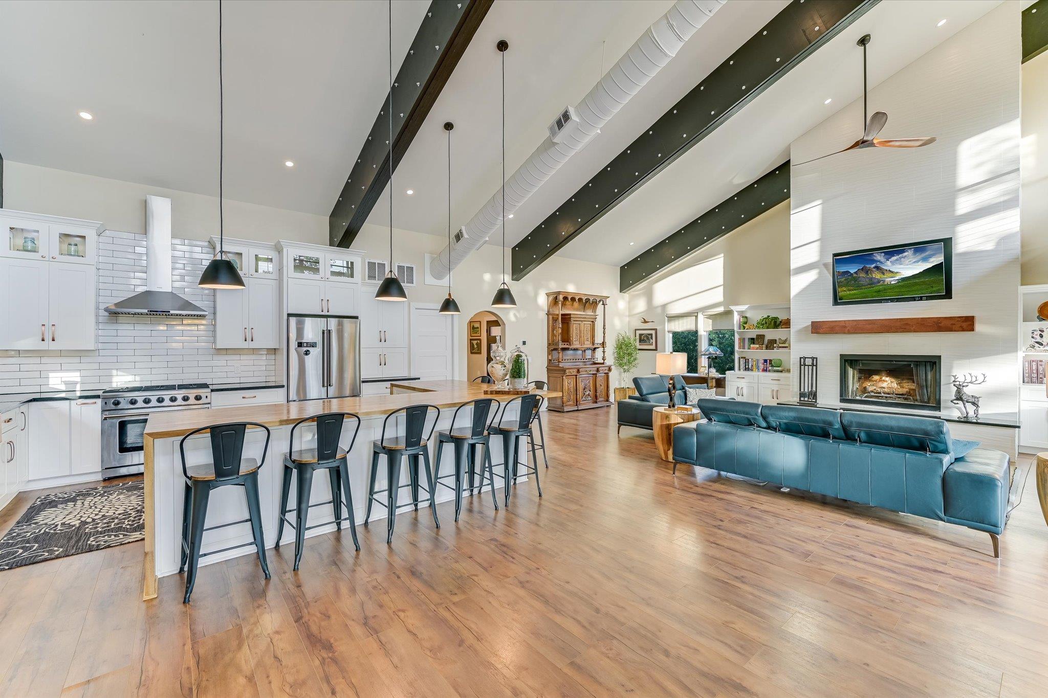 2220 Pump Station Rd, Wimberley, TX 78676