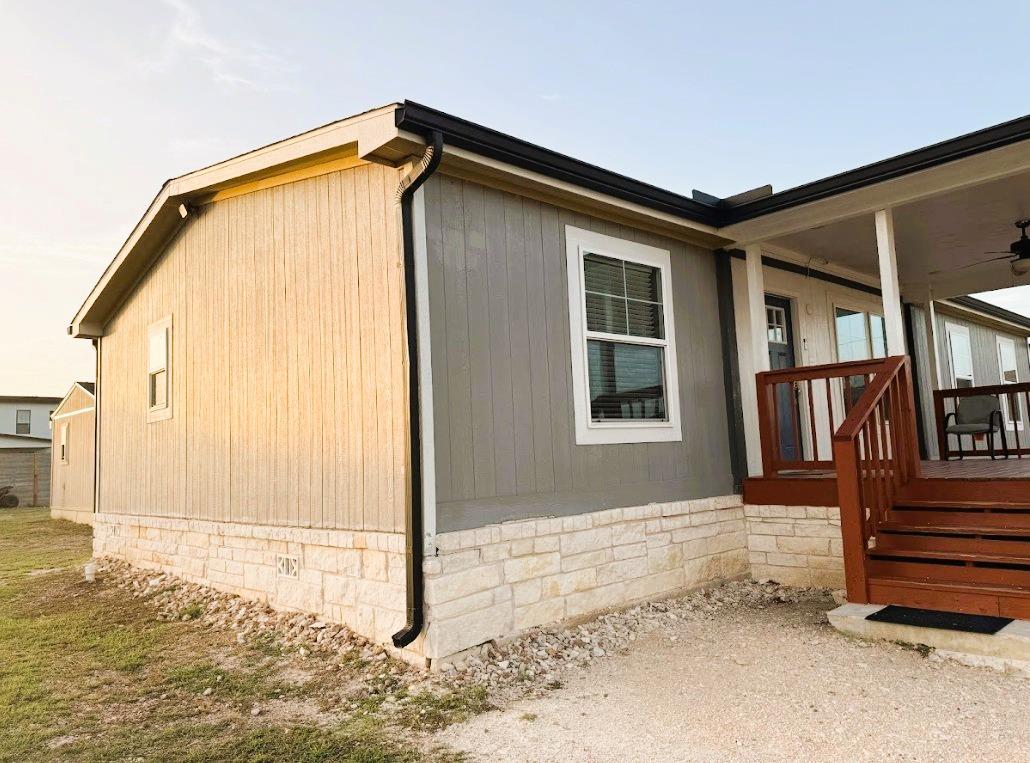 104 Pineapple Sage Cv, Dale, TX 78616