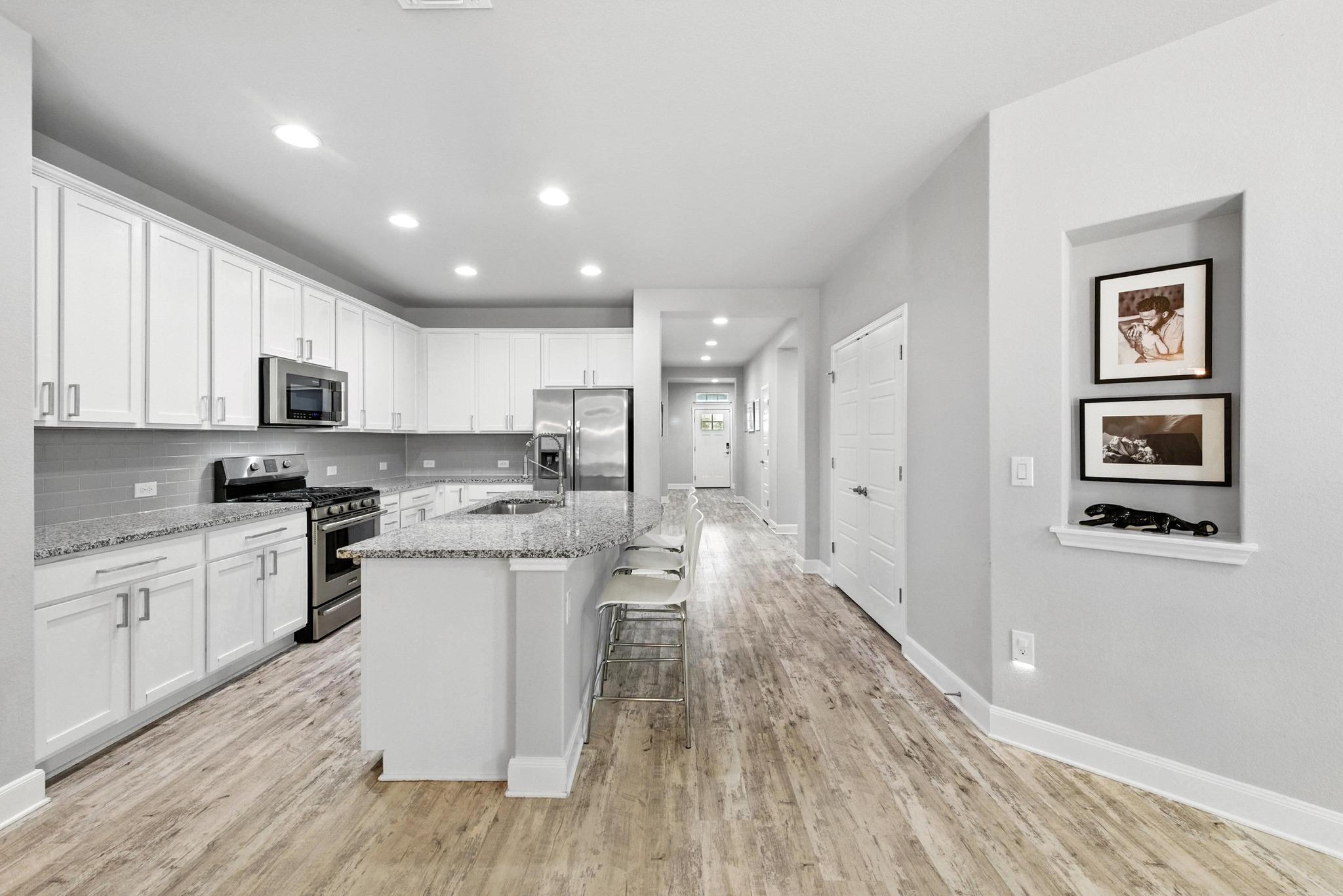 9108 Alex Ln, Austin, TX 78748