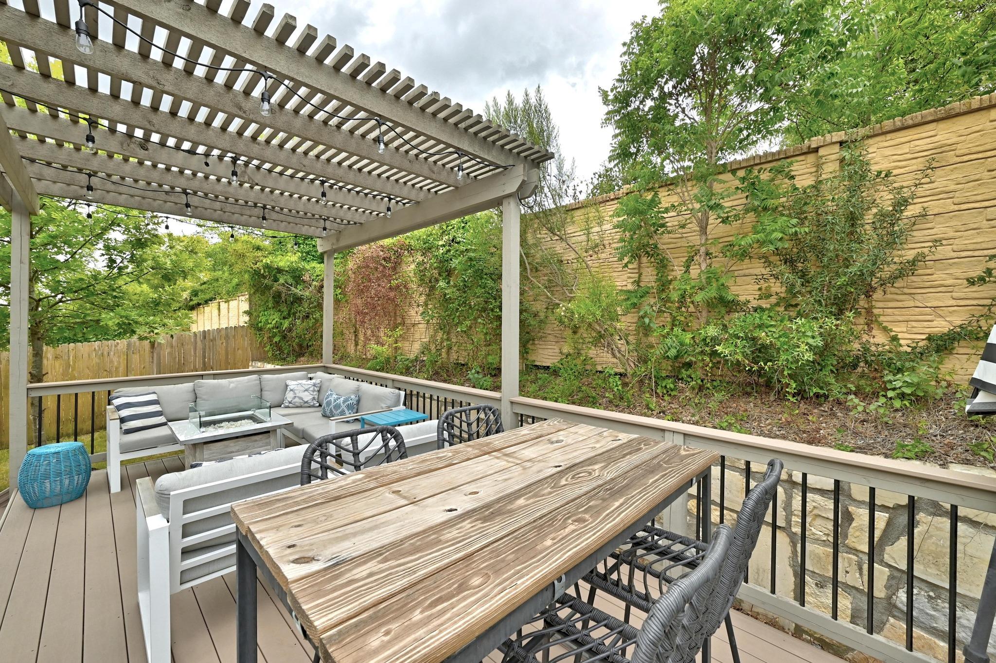 9108 Alex Ln, Austin, TX 78748