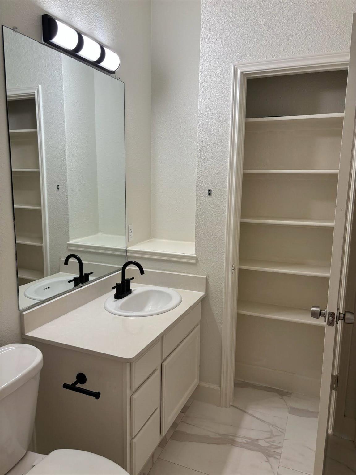 7730 Lakewood Dr, Austin, TX 78750