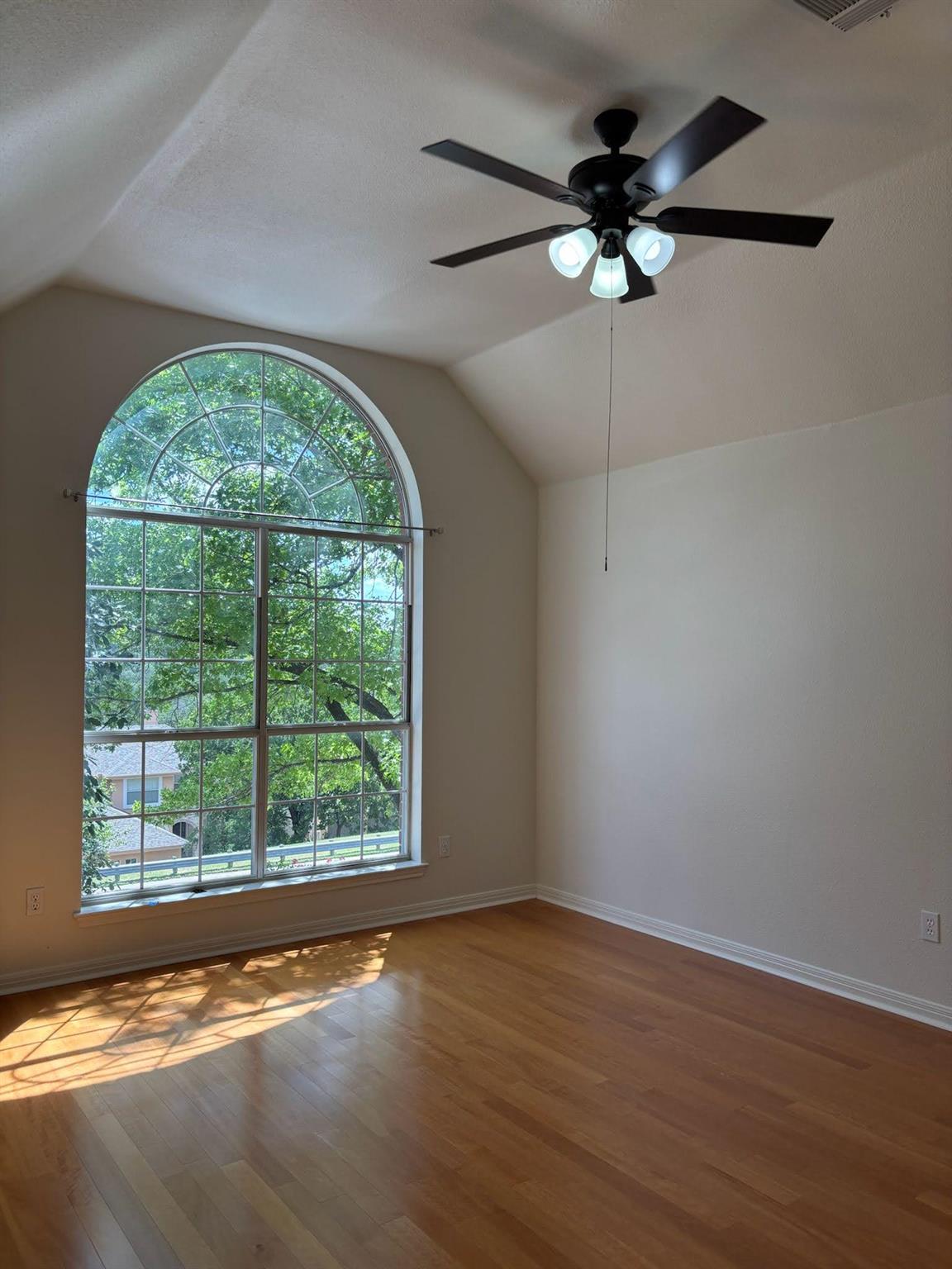 7730 Lakewood Dr, Austin, TX 78750