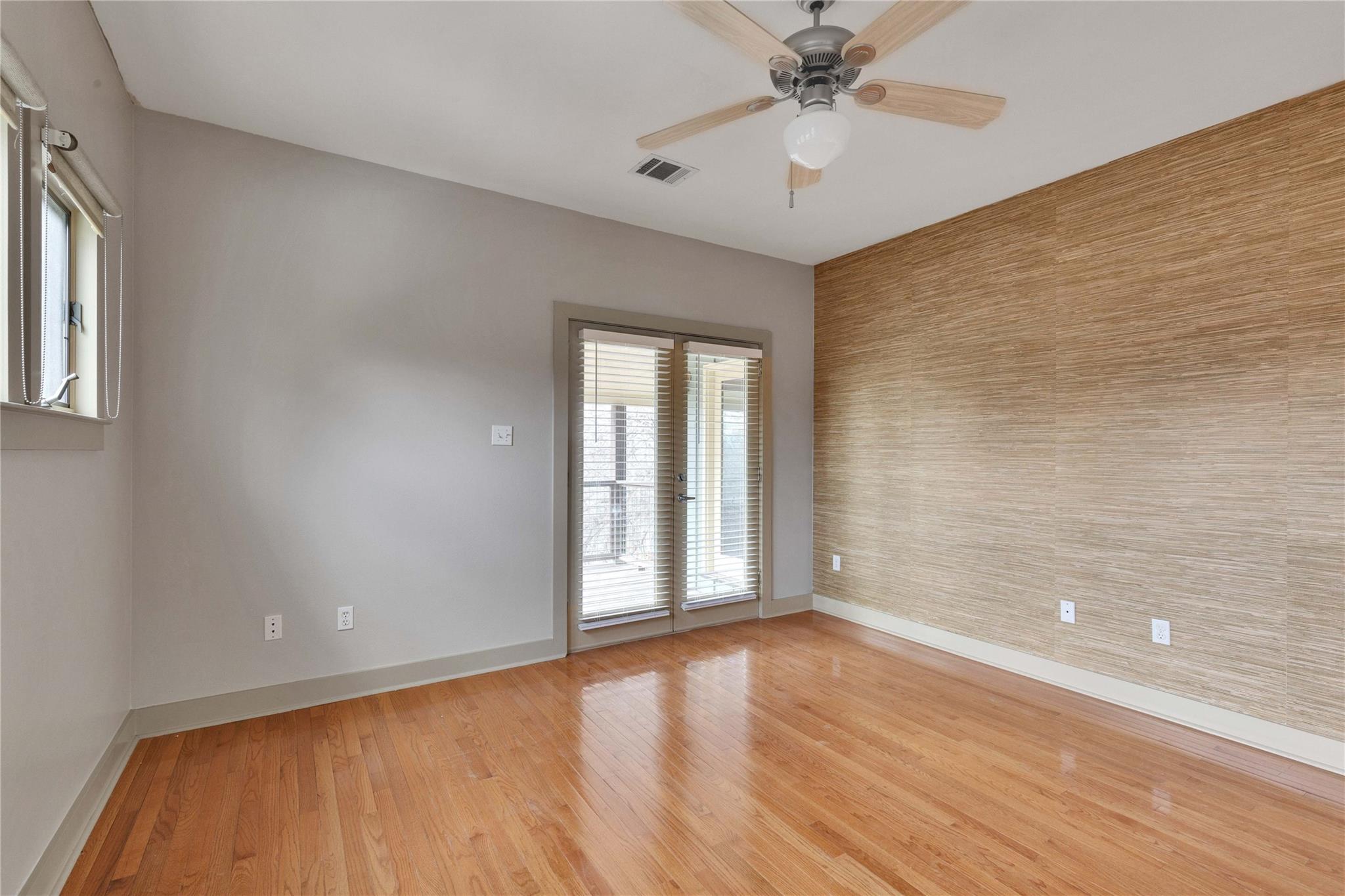 3009 S 4th St # A, Austin, TX 78704