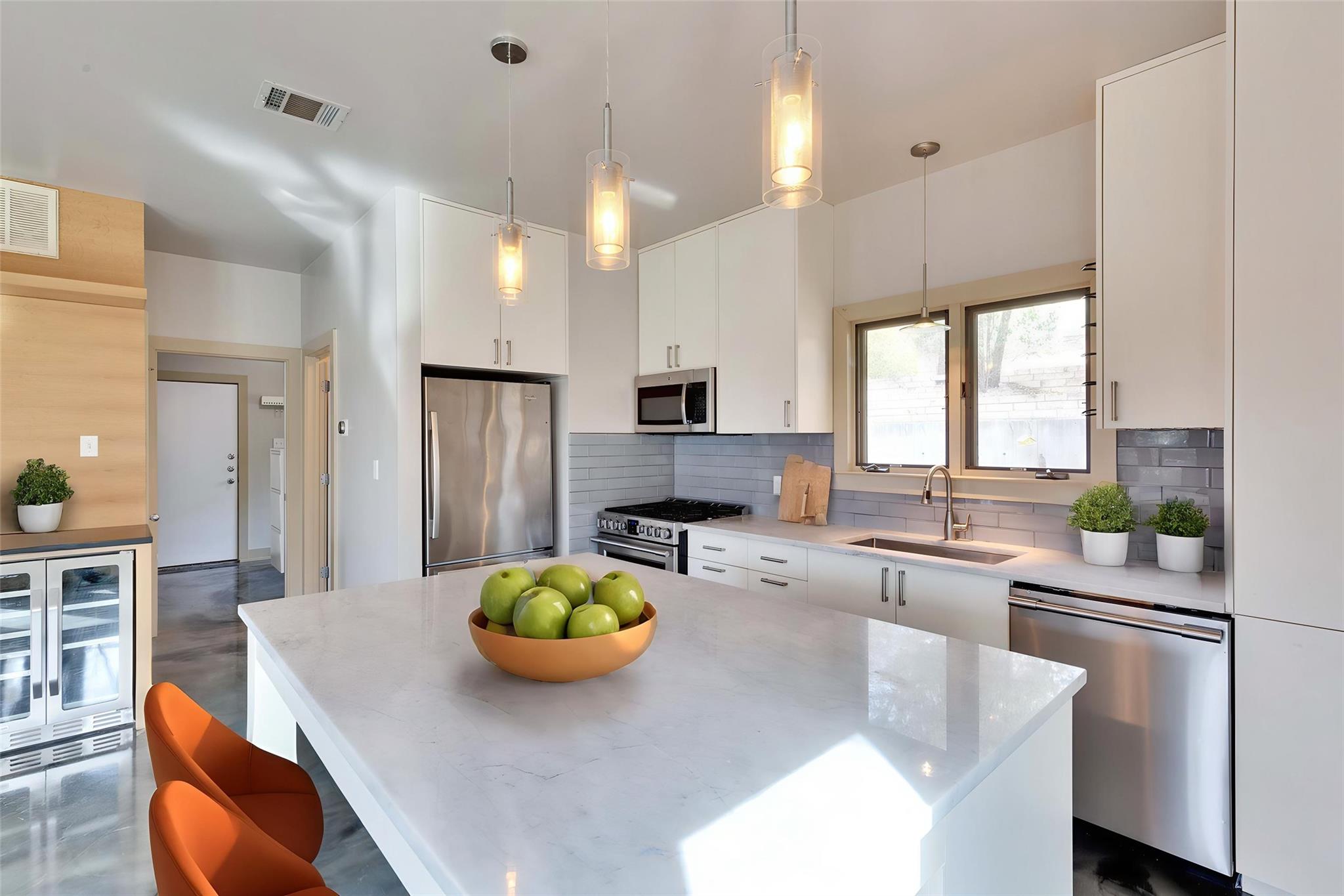3009 S 4th St # A, Austin, TX 78704