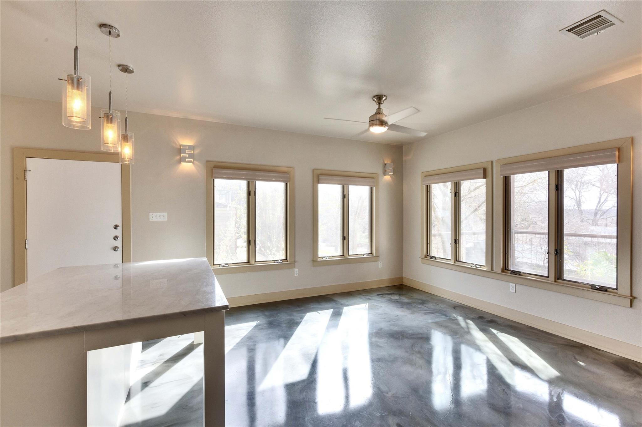 3009 S 4th St # A, Austin, TX 78704