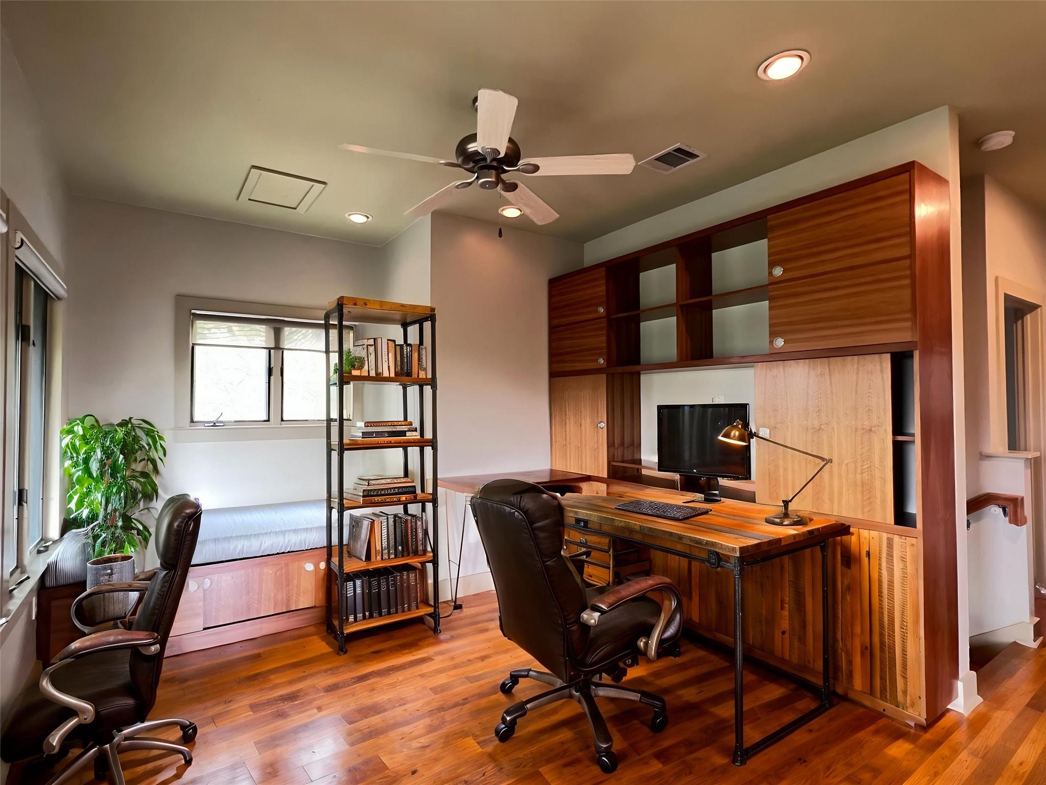 3009 S 4th St # A, Austin, TX 78704