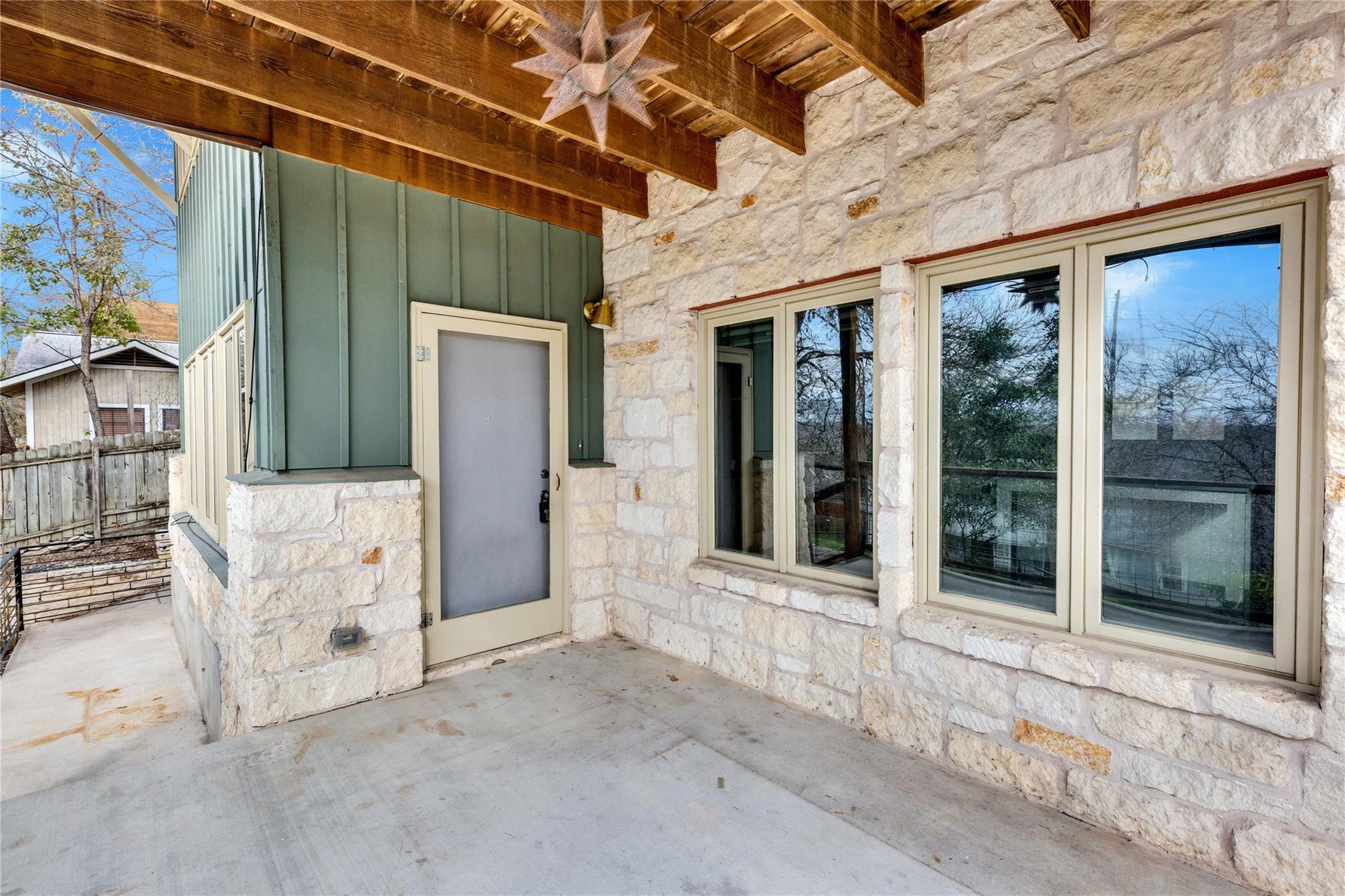 3009 S 4th St # A, Austin, TX 78704