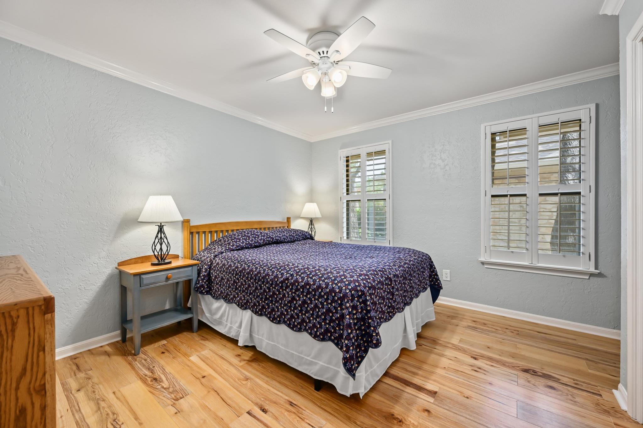 11001 Spicewood Club Dr, Austin, TX 78750