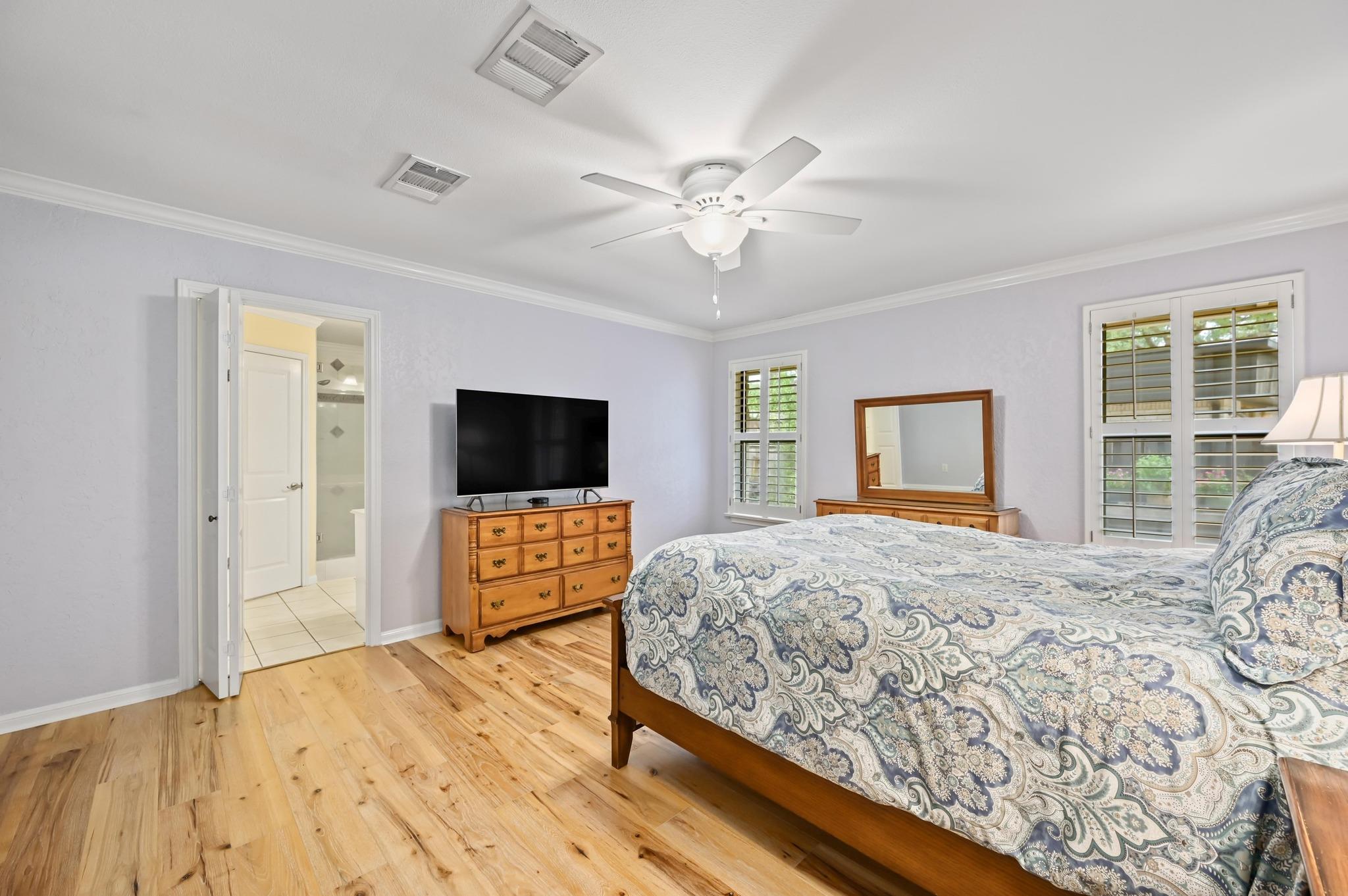 11001 Spicewood Club Dr, Austin, TX 78750
