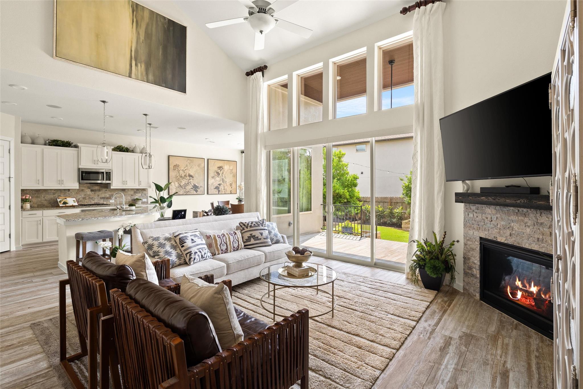 524 Mendocino Ln, Austin, TX 78737