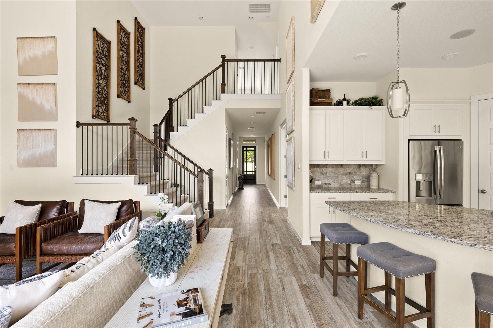 524 Mendocino Ln, Austin, TX 78737