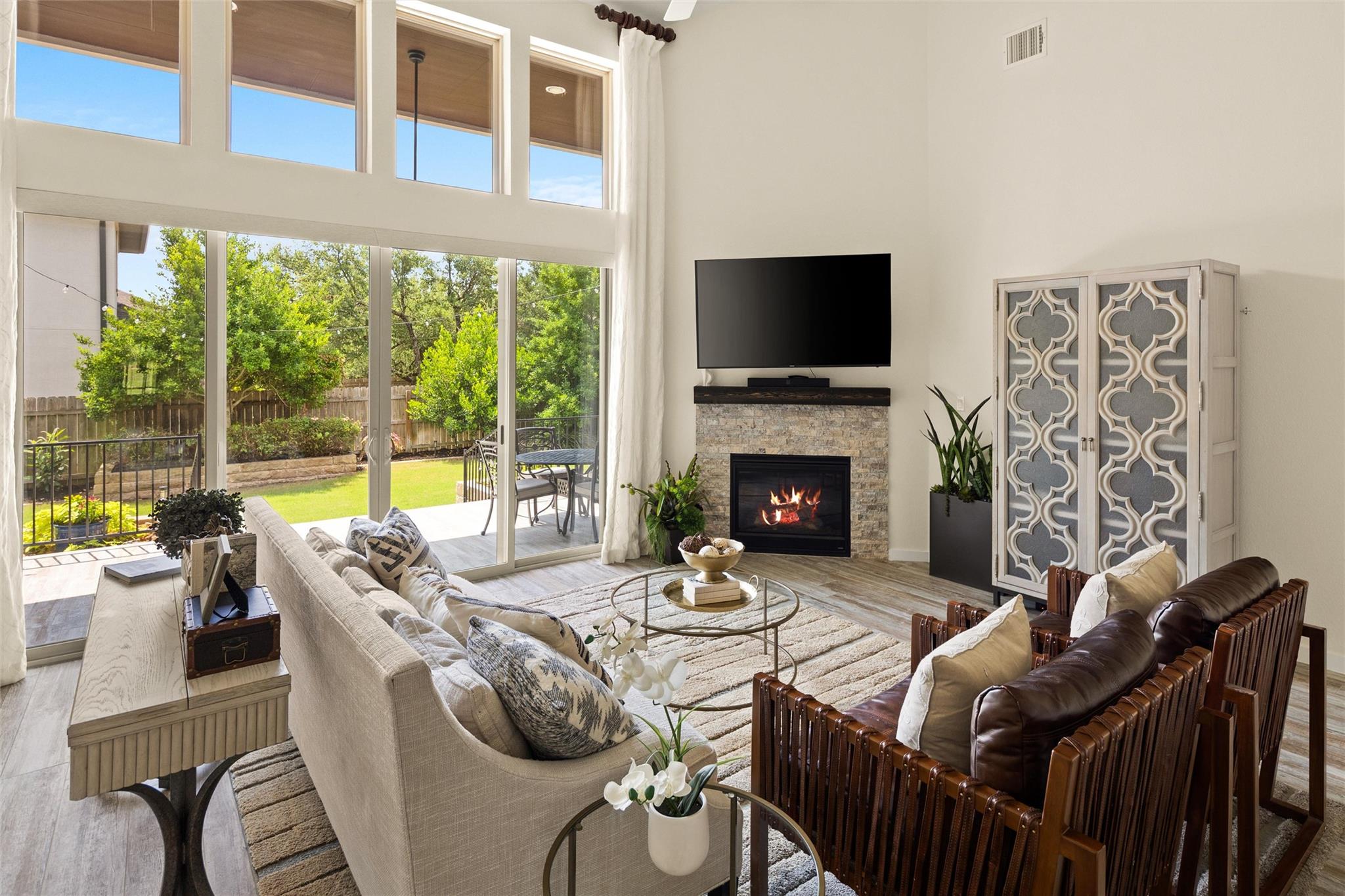 524 Mendocino Ln, Austin, TX 78737