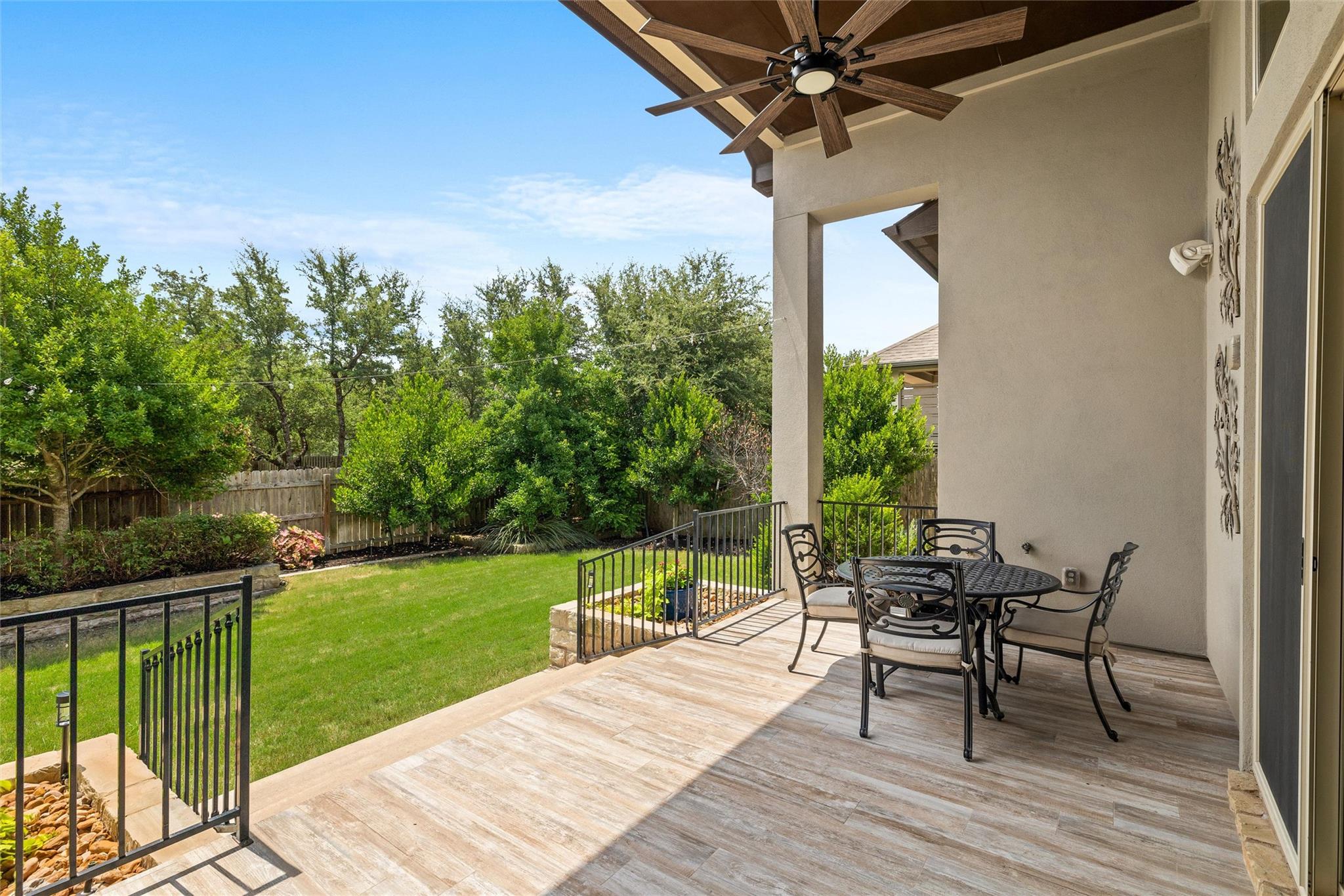 524 Mendocino Ln, Austin, TX 78737