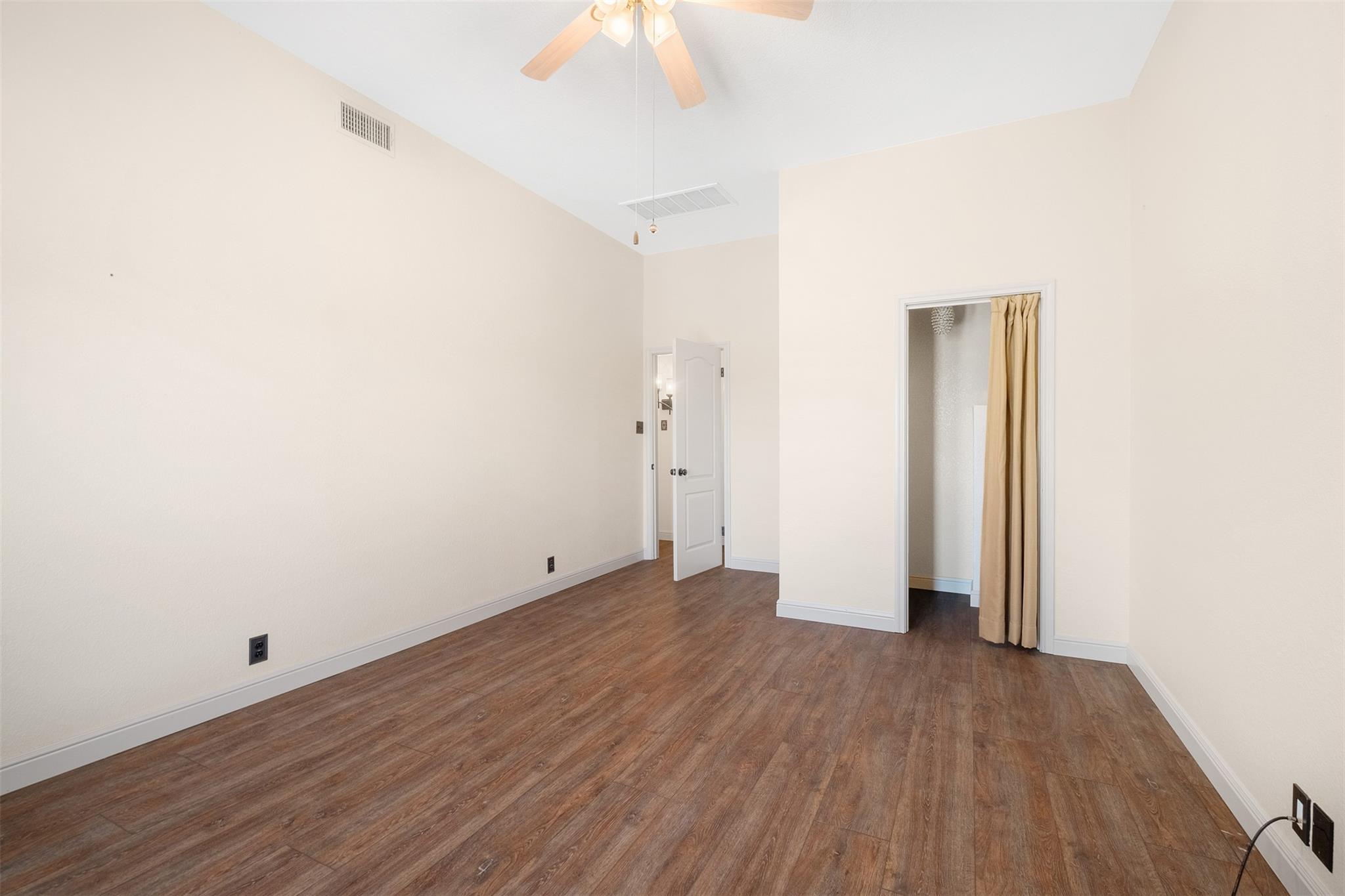 360 Sunset Rdg, Liberty Hill, TX 78642