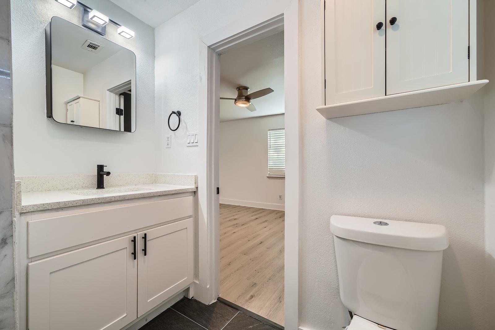6102 Amber Pass, Austin, TX 78745