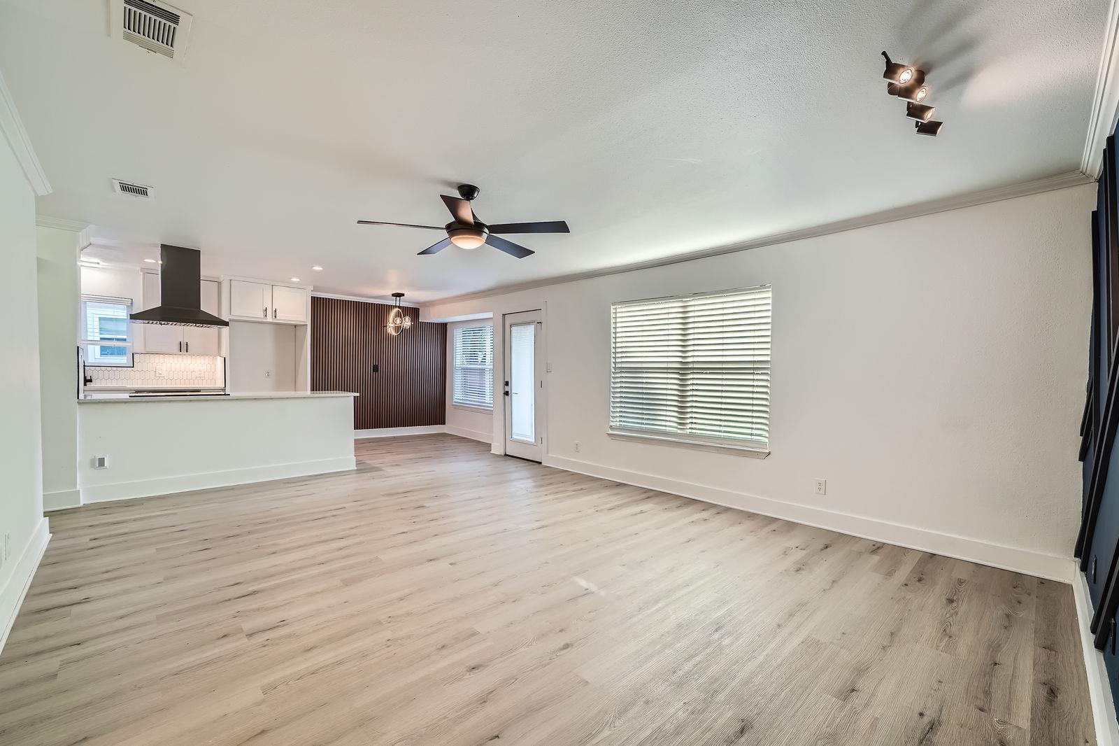 6102 Amber Pass, Austin, TX 78745
