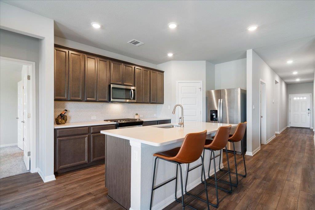 111 El Capitan Loop, Dripping Springs, TX 78620