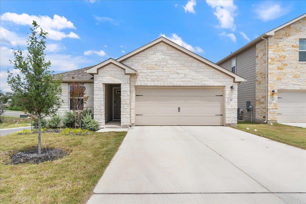 111 El Capitan Loop, Dripping Springs, TX 78620