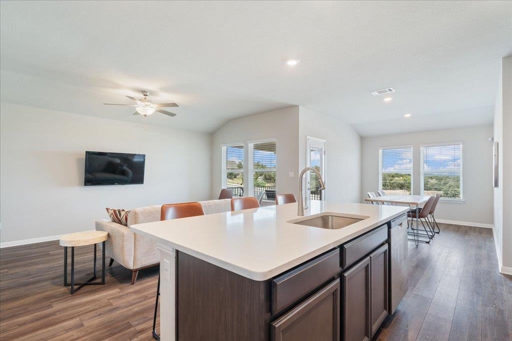 111 El Capitan Loop, Dripping Springs, TX 78620