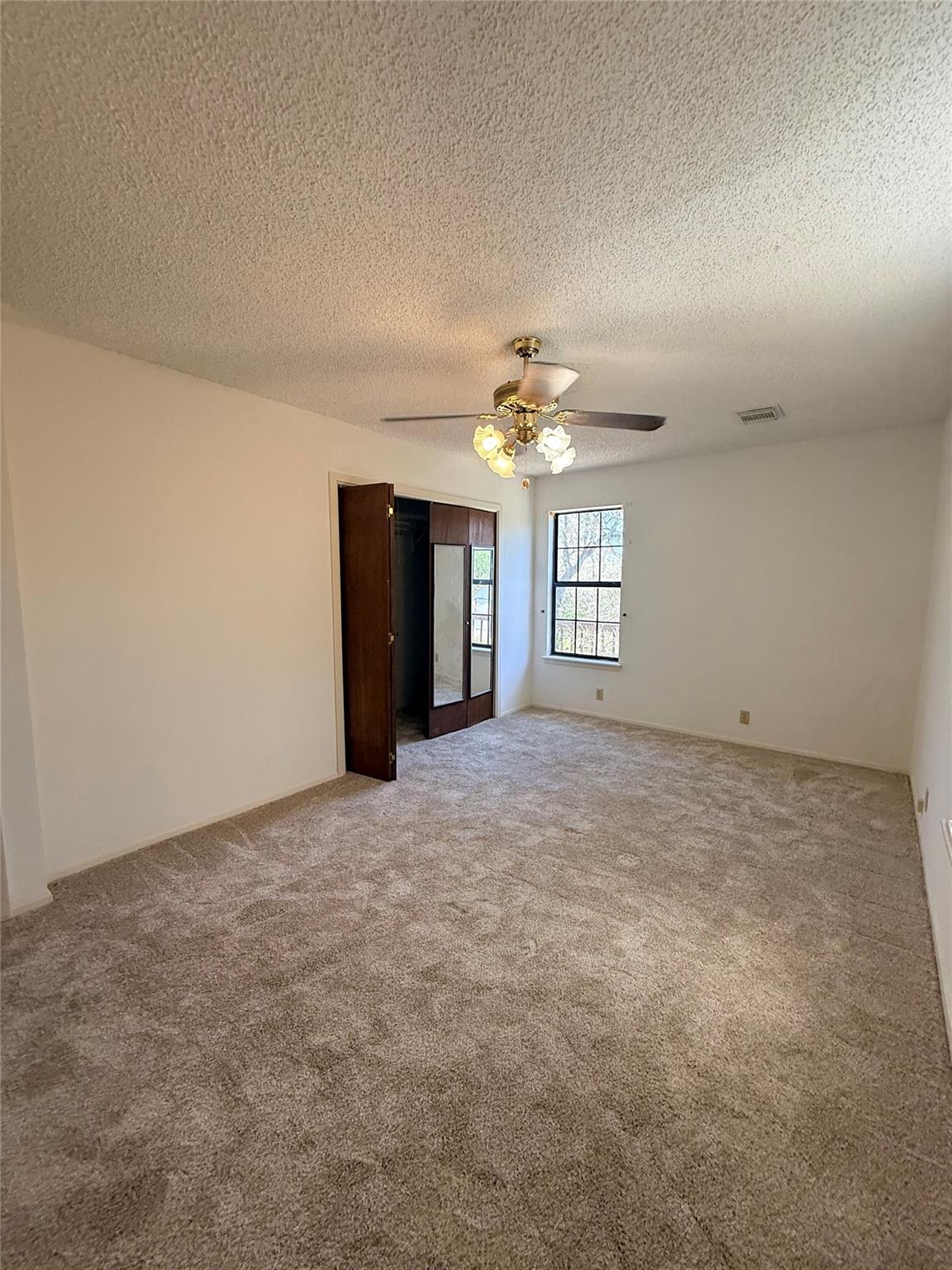 23709 NE Circle Dr, Marble Falls, TX 78654