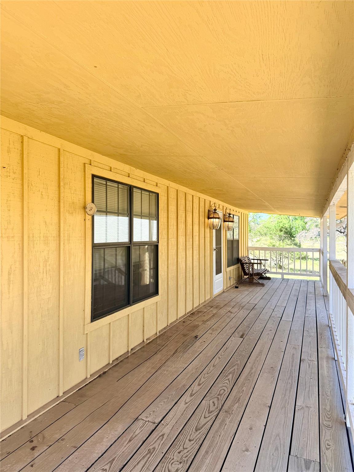 23709 NE Circle Dr, Marble Falls, TX 78654