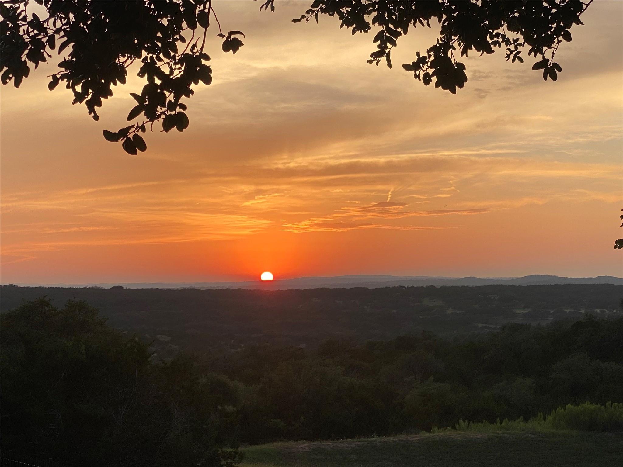 5400 Coral Bean Cv, Spicewood, TX 78669