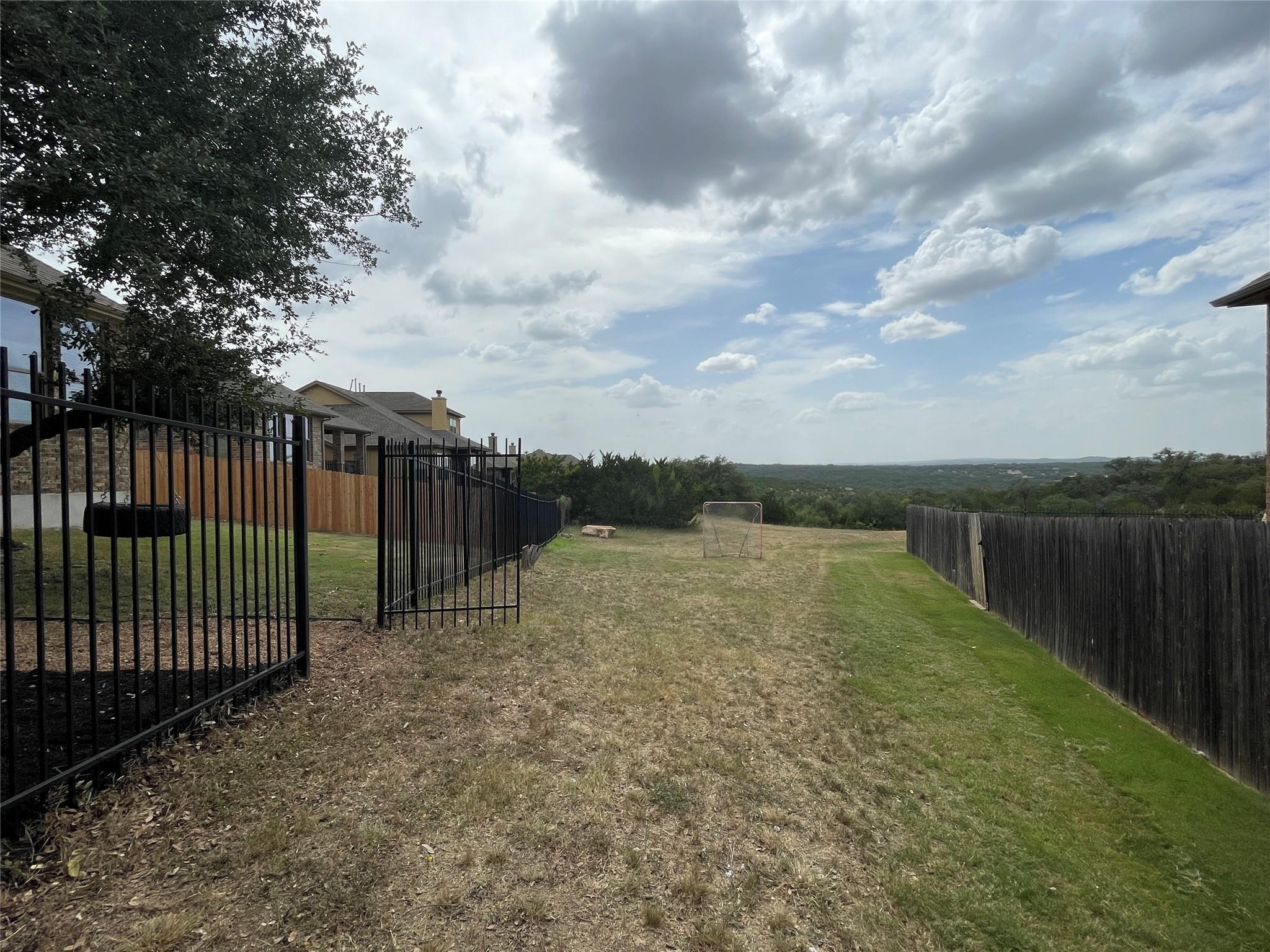 5400 Coral Bean Cv, Spicewood, TX 78669