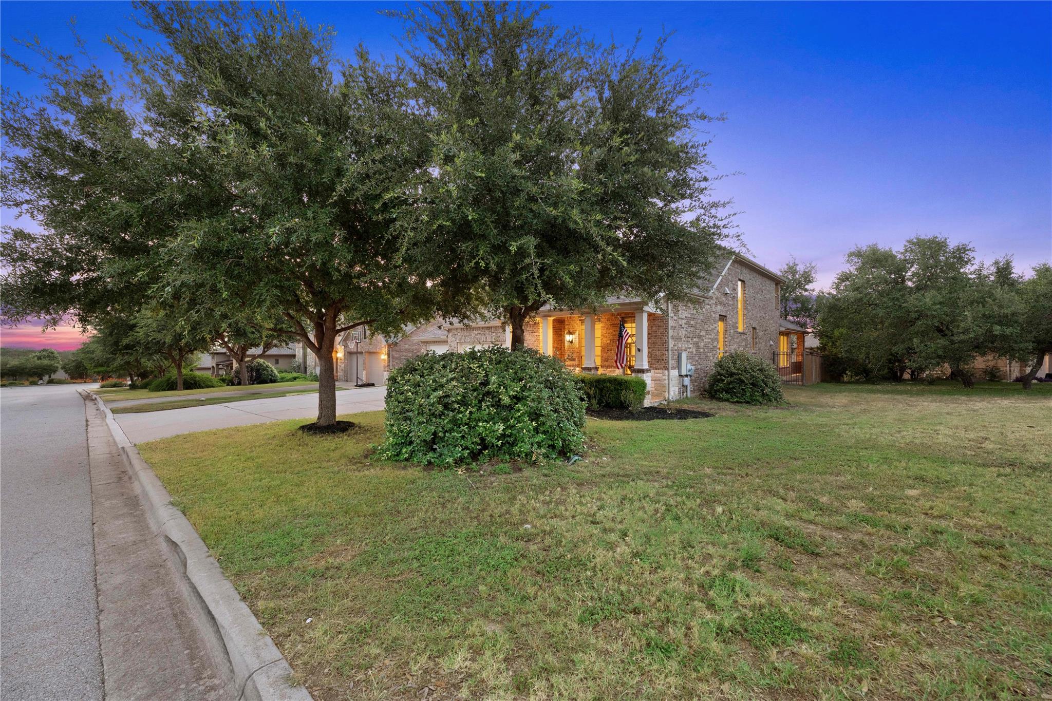 5400 Coral Bean Cv, Spicewood, TX 78669