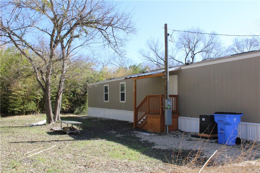 119 Royal St, Taylor, TX 76574