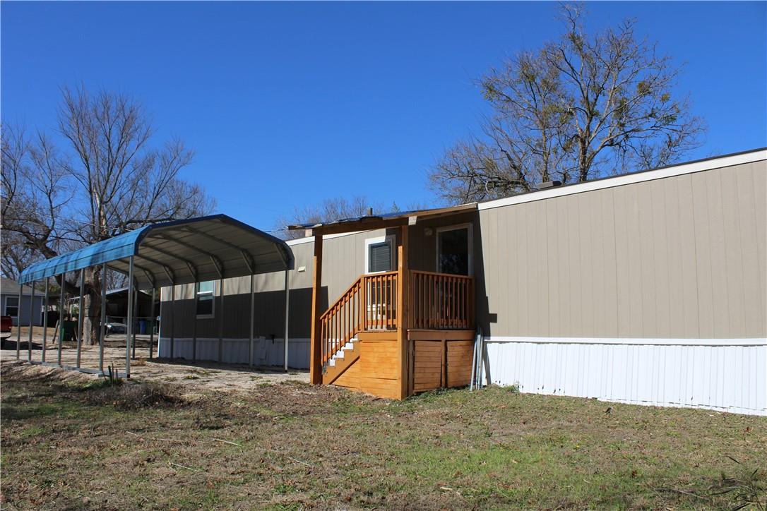 119 Royal St, Taylor, TX 76574